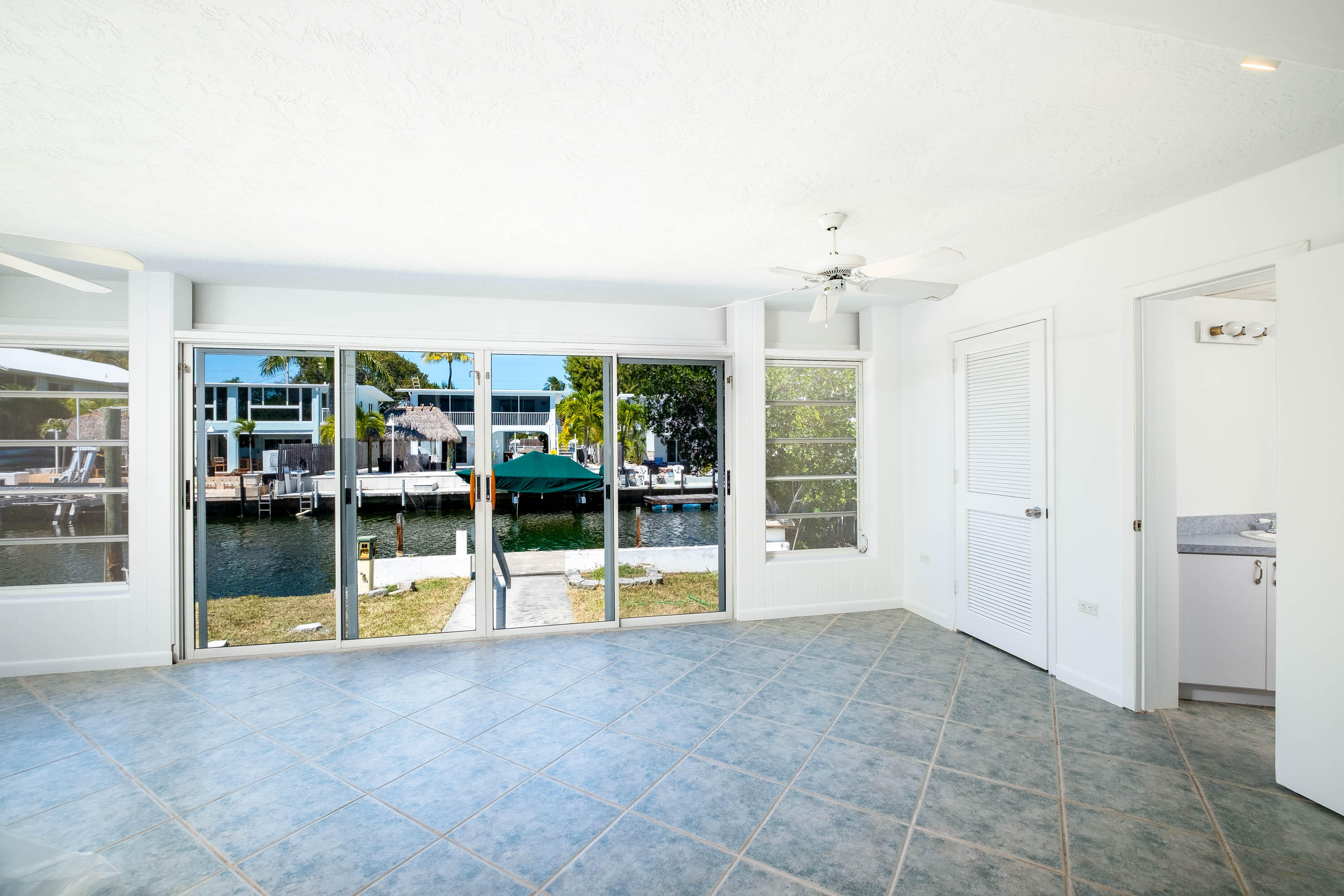 301 Woods Avenue Property Photo 11