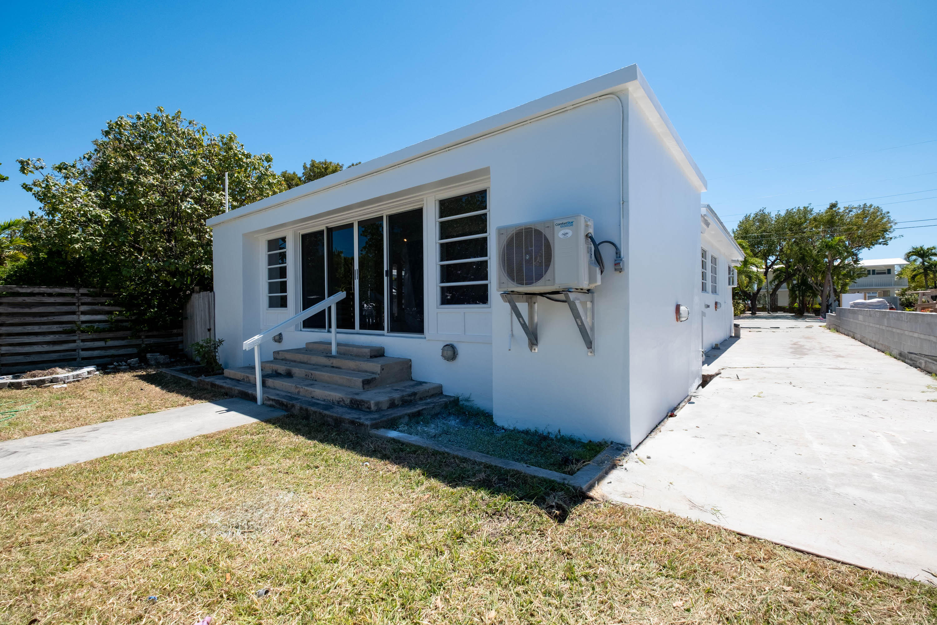 301 Woods Avenue Property Photo 28