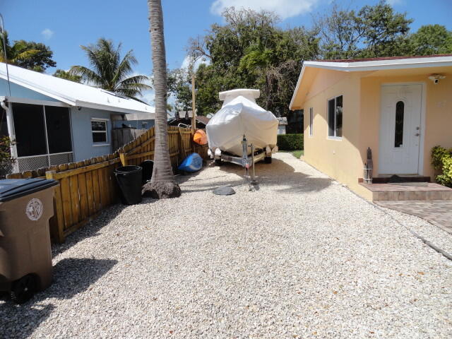 22 Snapper Avenue Property Photo 2