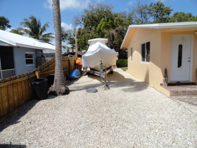 22 Snapper Avenue Property Photo 4