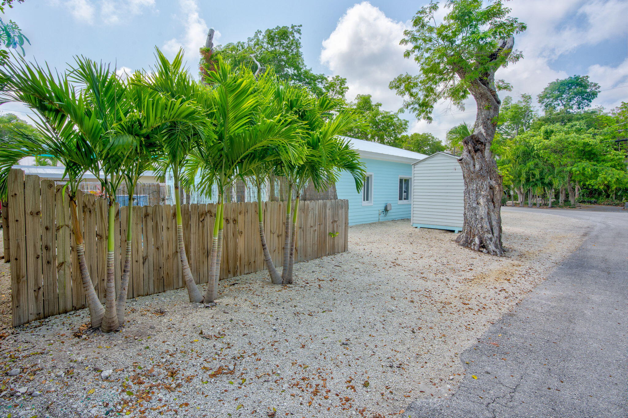 101 Poinsetta Drive Property Photo 4