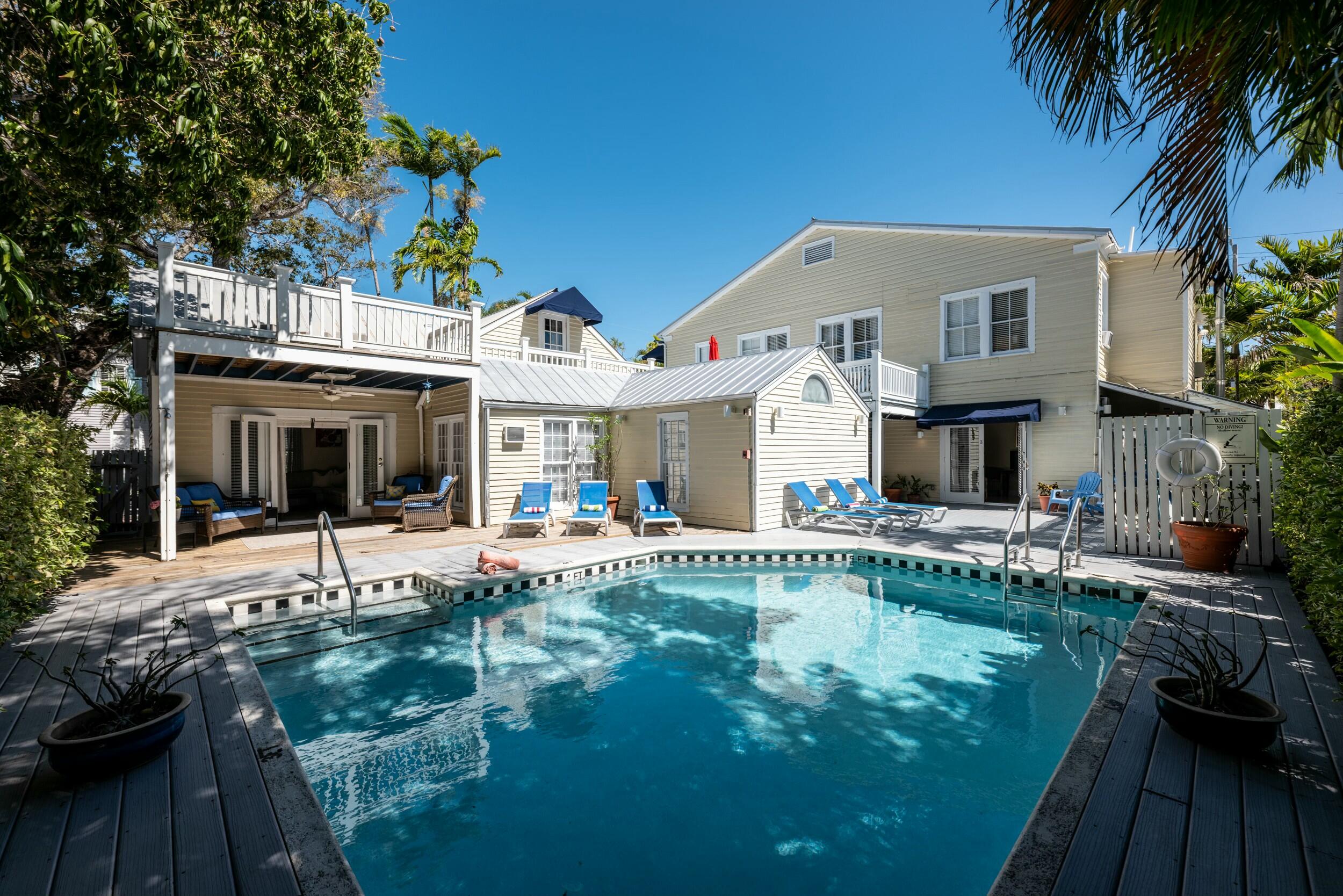 412 Frances Street Property Photo 1