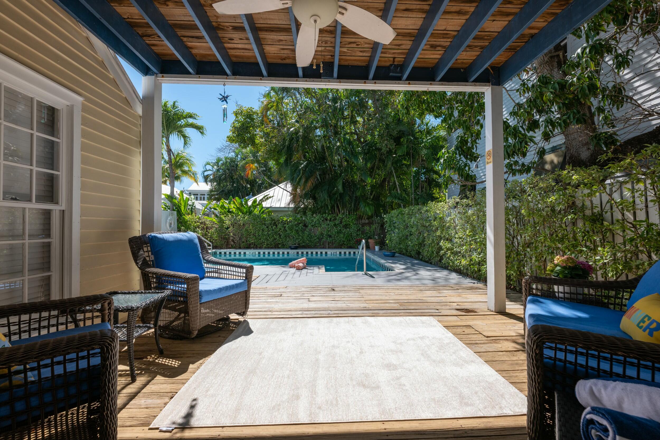 412 Frances Street Property Photo 14