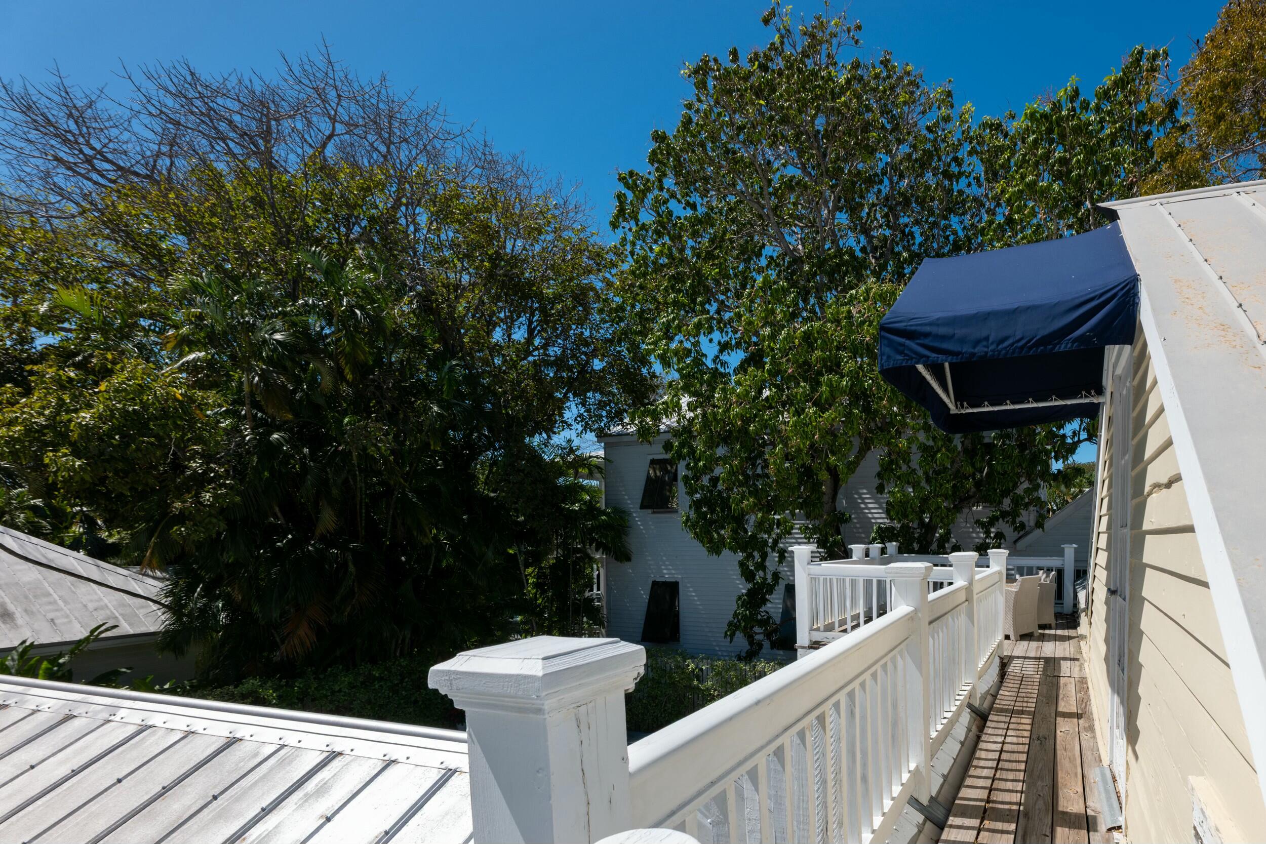 412 Frances Street Property Photo 41