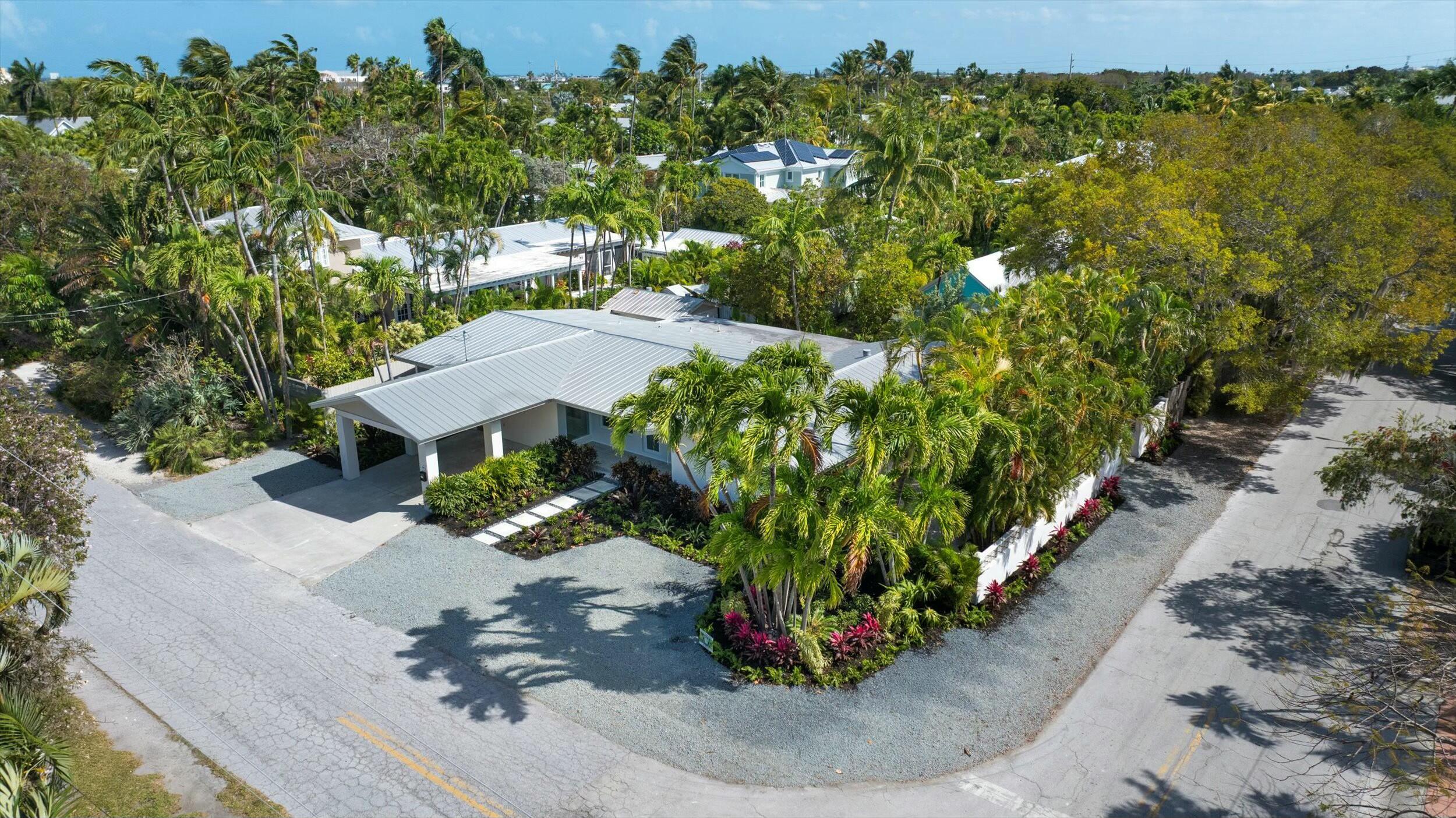 1341 Tropical Street Property Photo 25