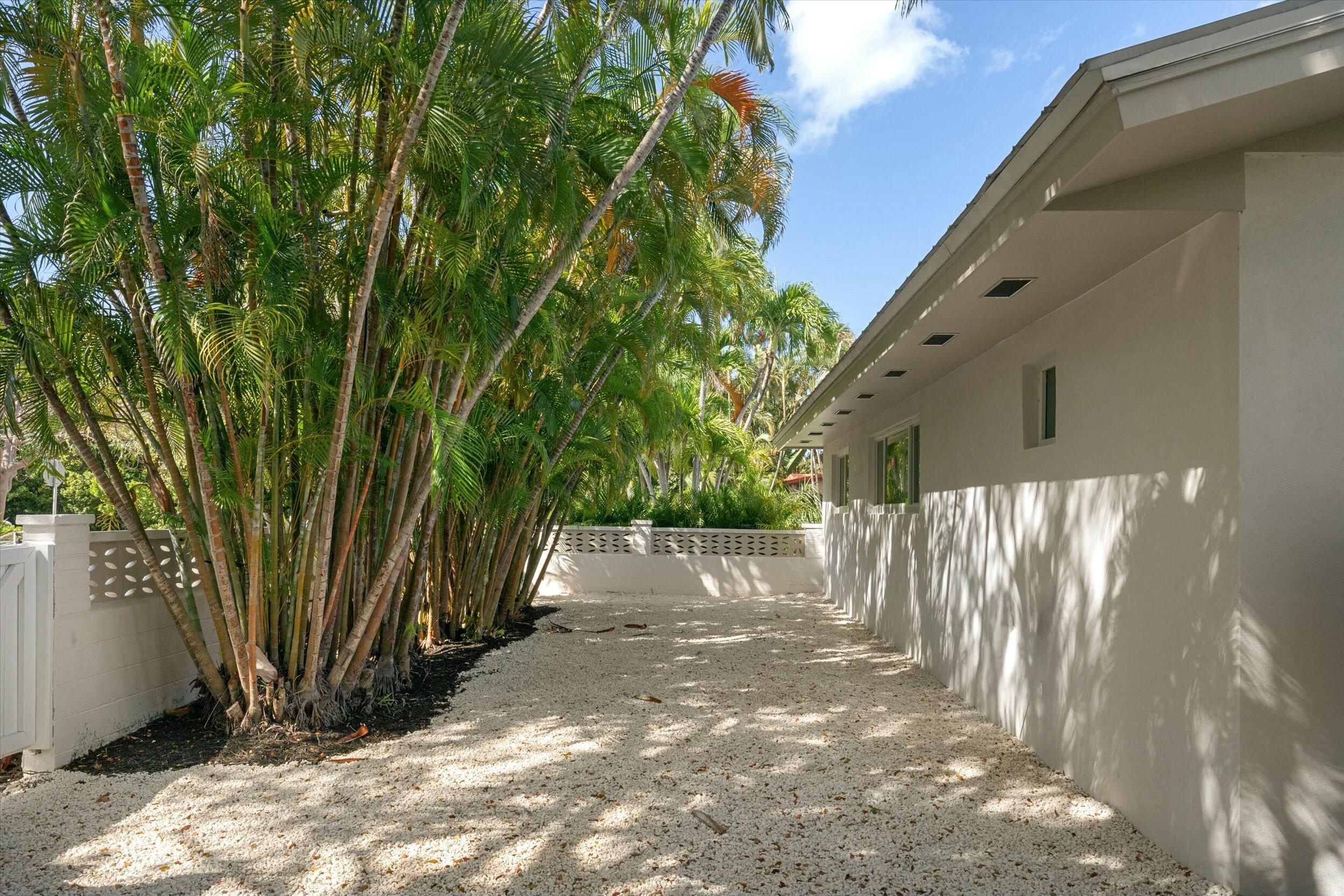 1341 Tropical Street Property Photo 28