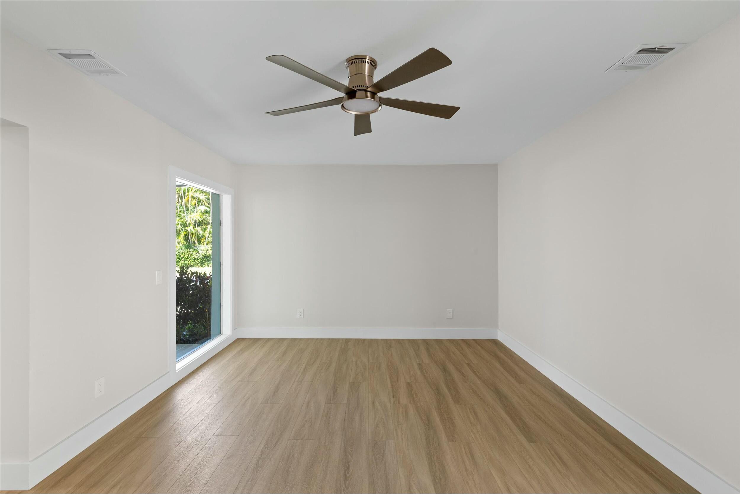 1341 Tropical Street Property Photo 30