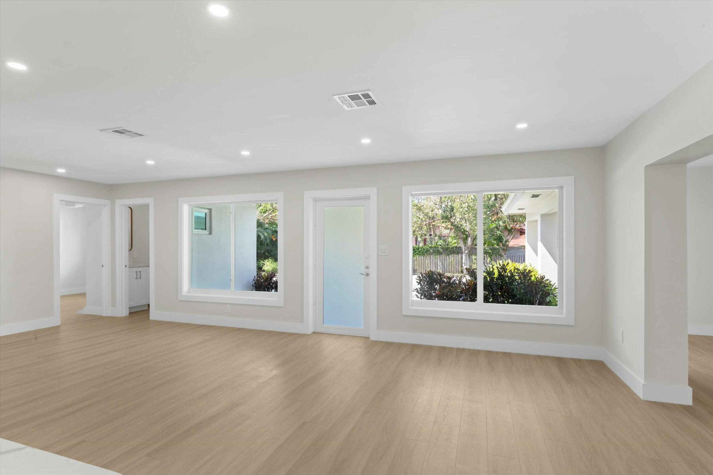 1341 Tropical Street Property Photo 33