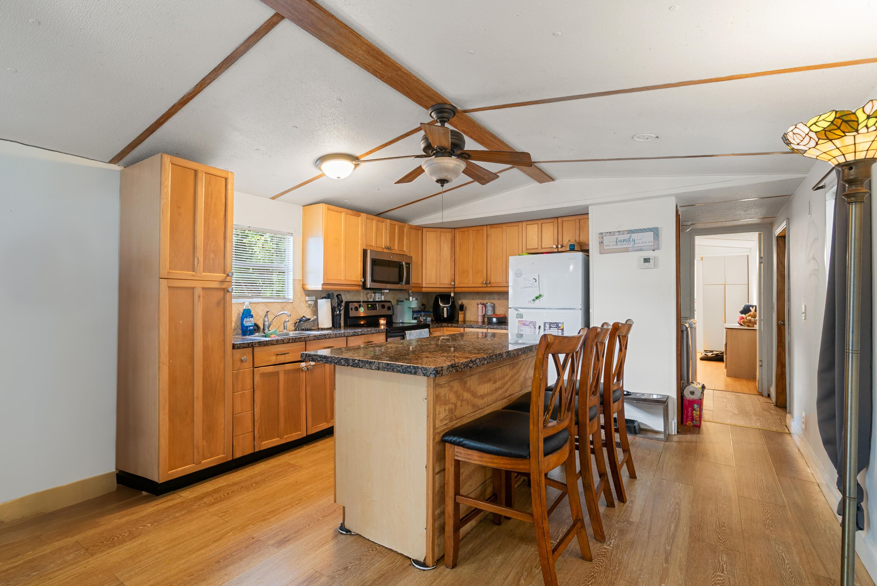 802 Largo Road Property Photo 3