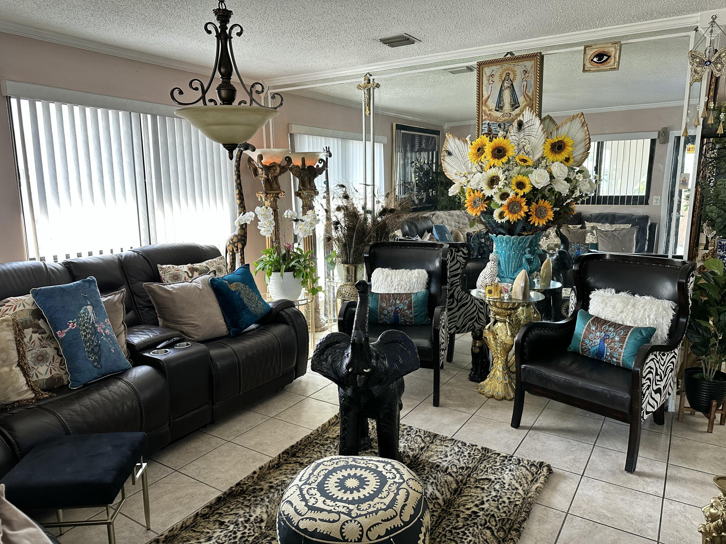 2922 Flagler Avenue Property Photo 13