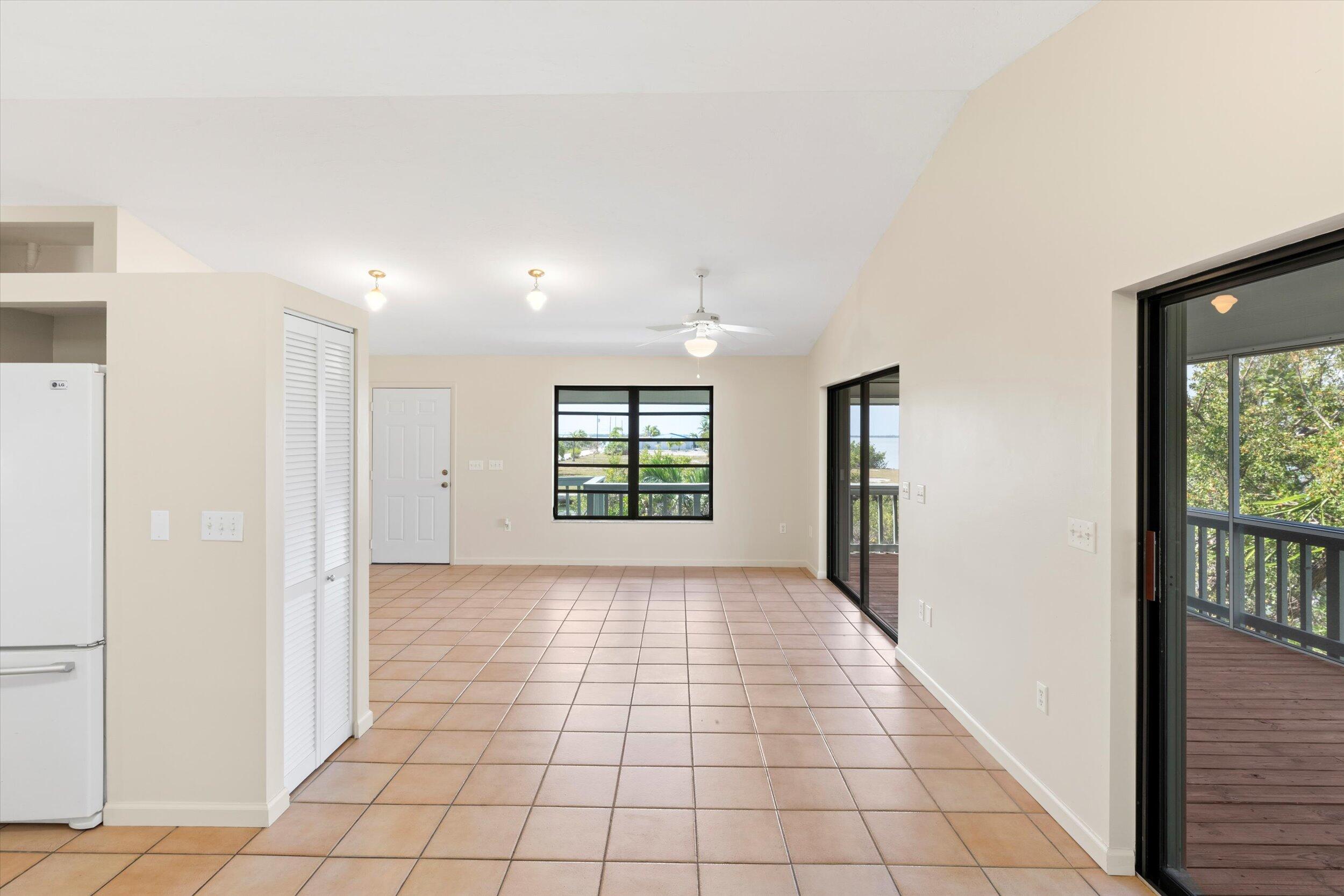 3714 Pine Street Property Photo 12