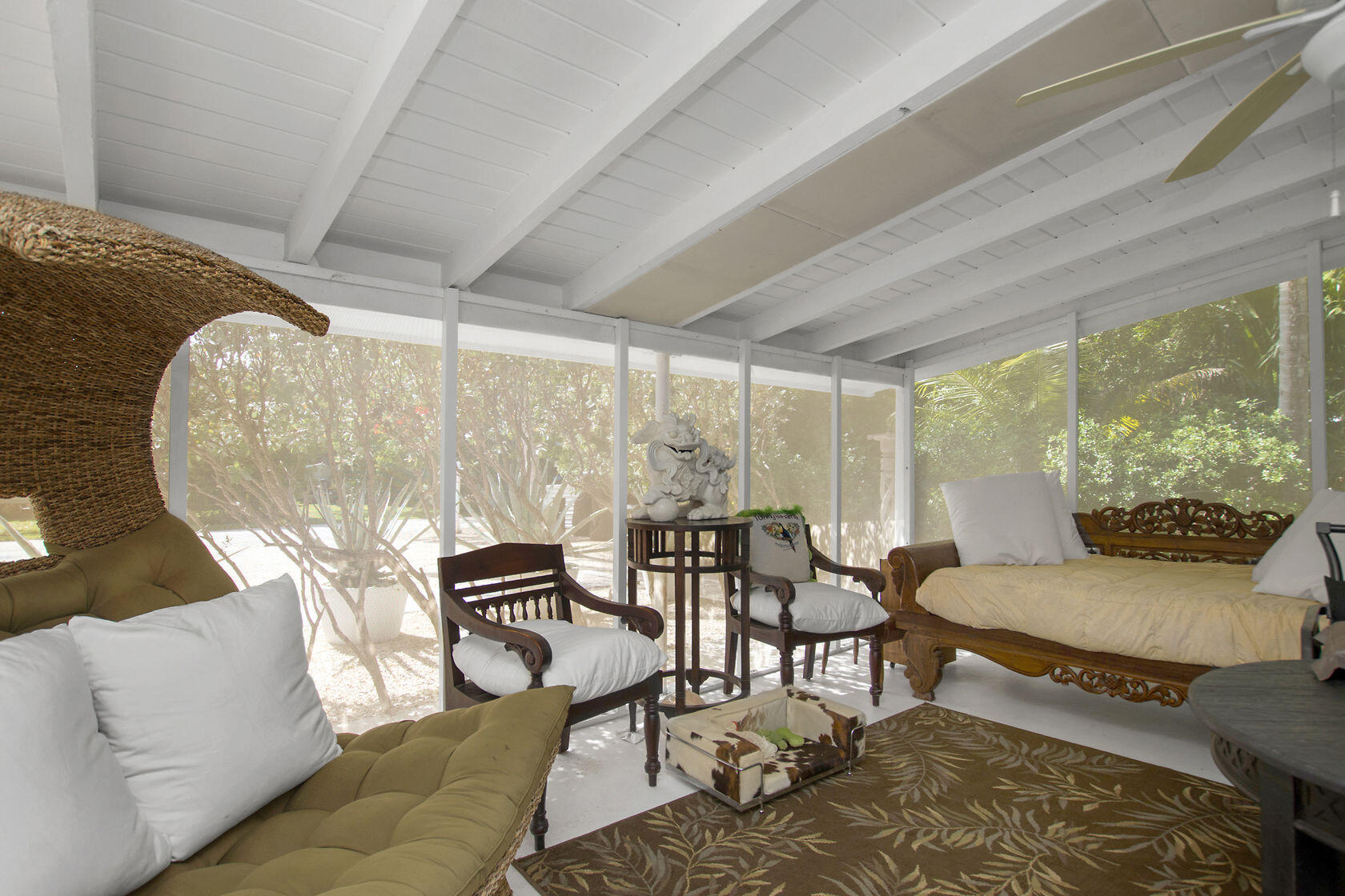 128 E Ridge Road Property Photo 3