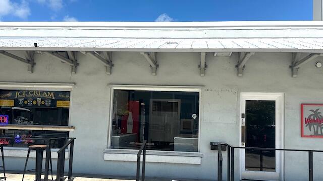 335 Duval Street, B Property Photo 15