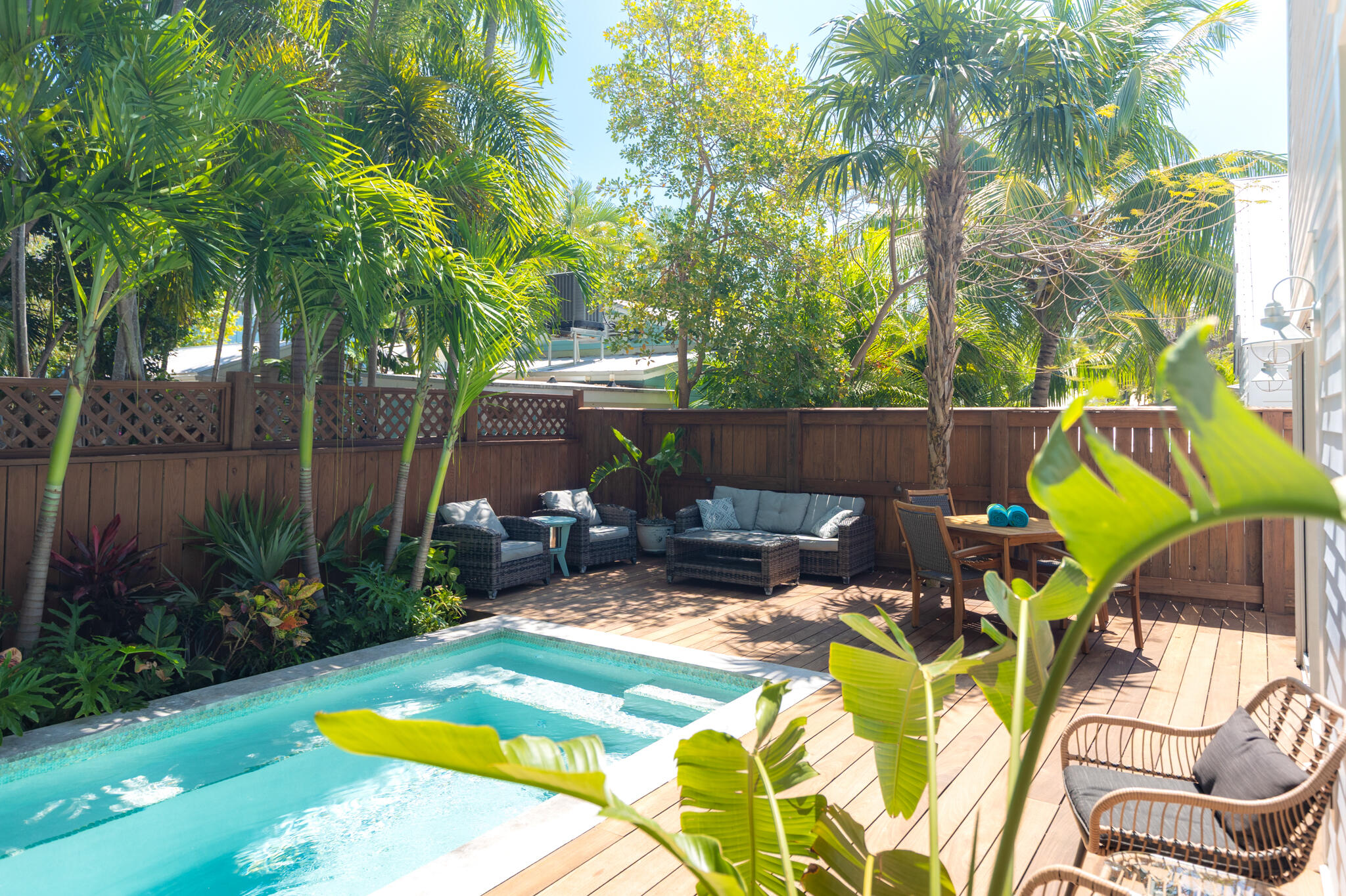 1121 Whitehead Street Property Photo 4