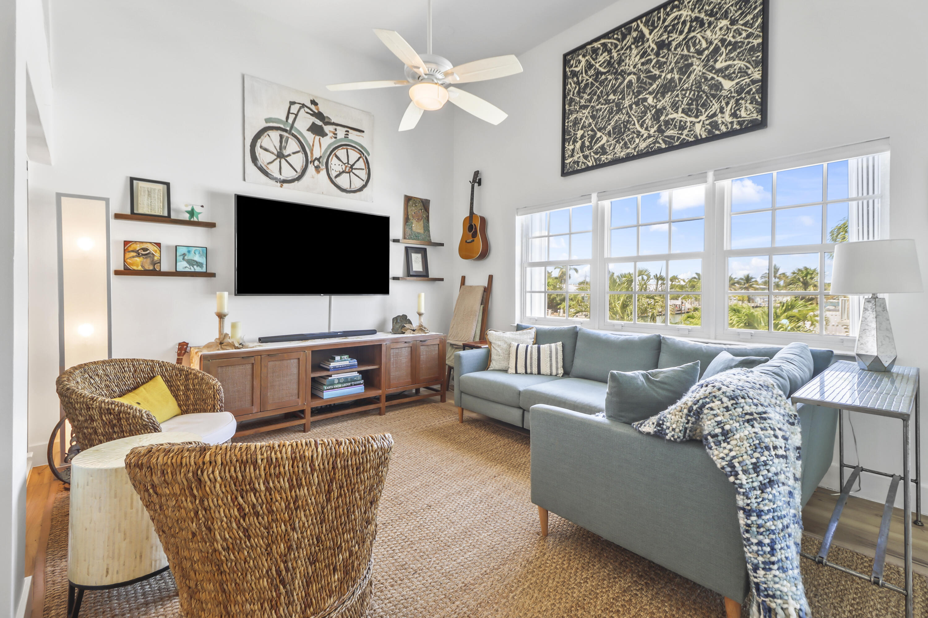 171 3rd Street Property Photo 5