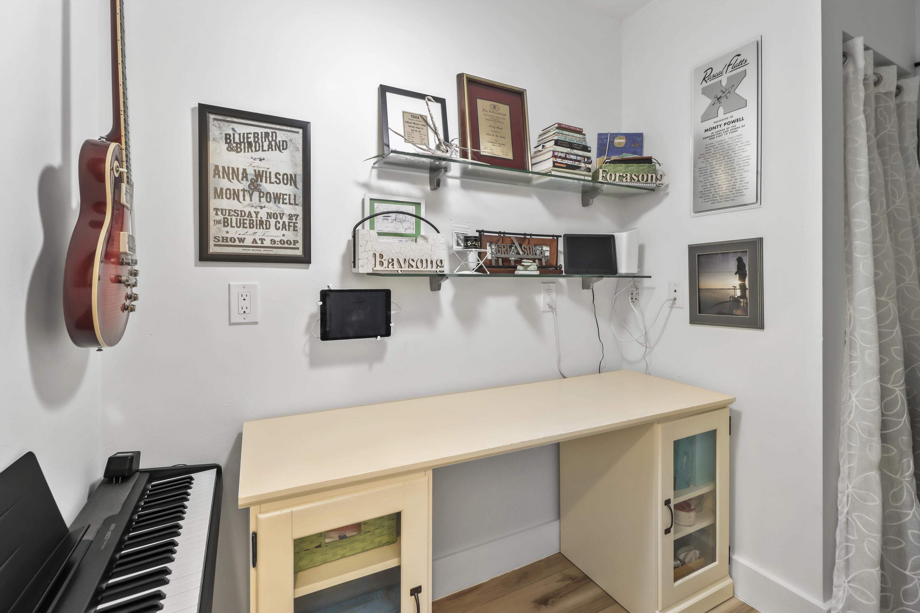 171 3rd Street Property Photo 16