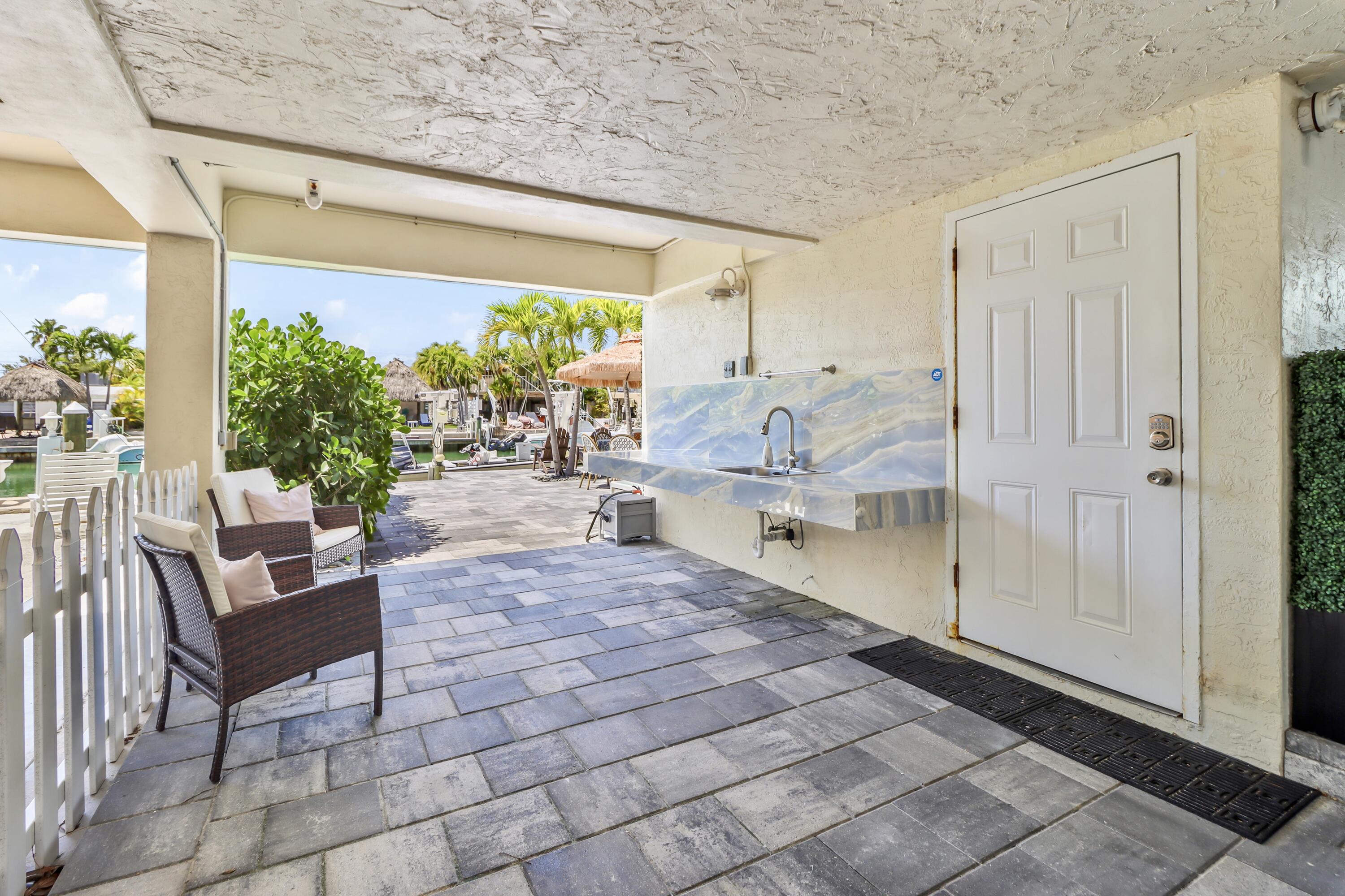 171 3rd Street Property Photo 30