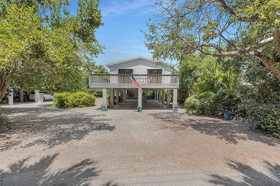 103 Stirrup Key Woods Road Property Photo 1
