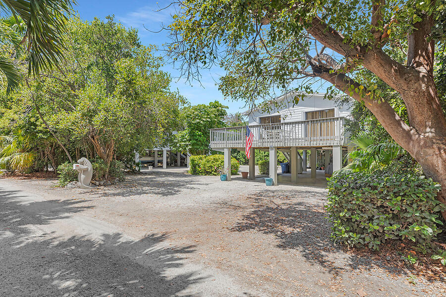 103 Stirrup Key Woods Road Property Photo 2