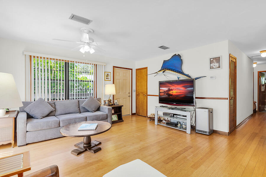 103 Stirrup Key Woods Road Property Photo 9