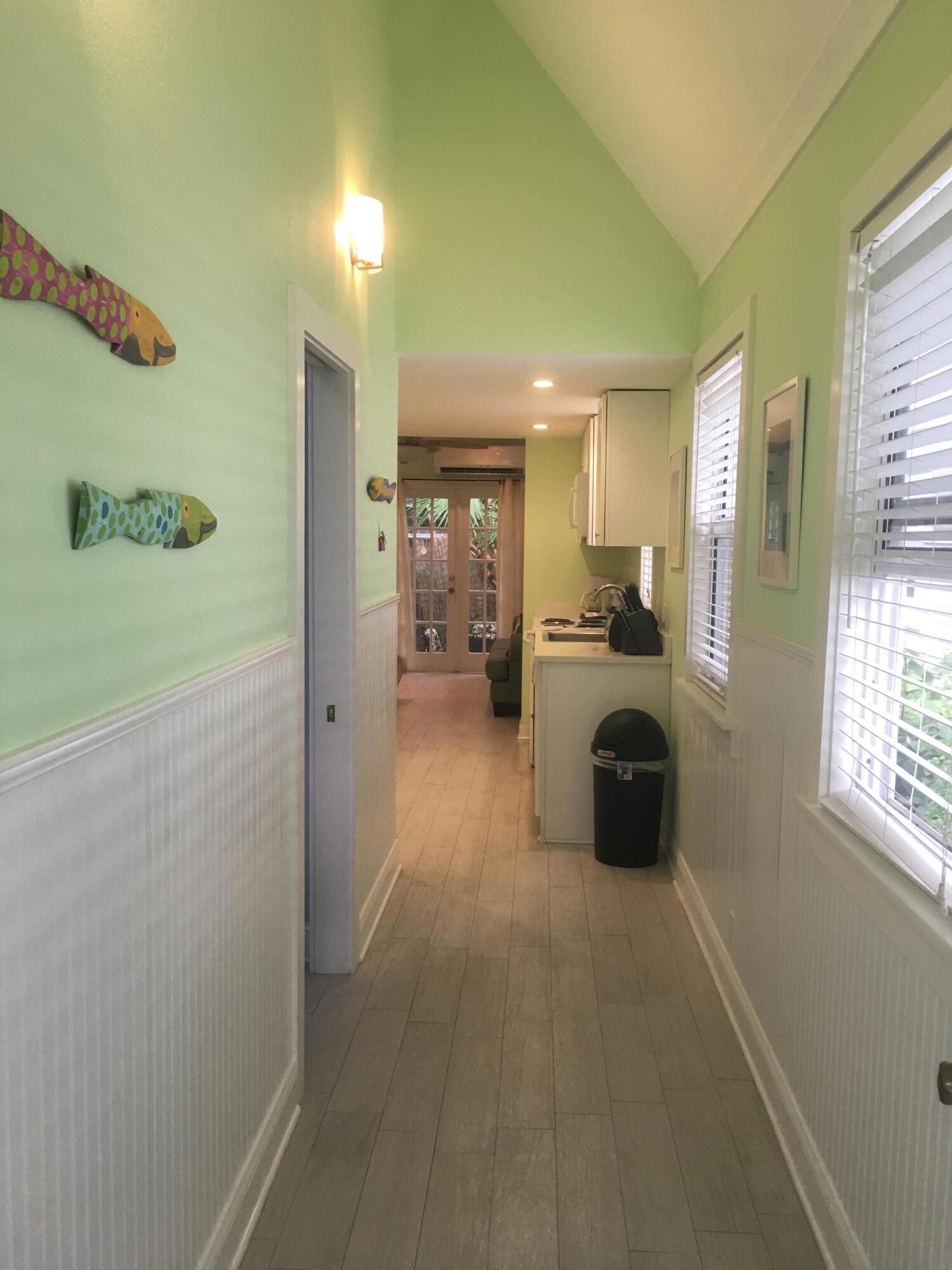 810 Pearl Street, B Property Photo 7