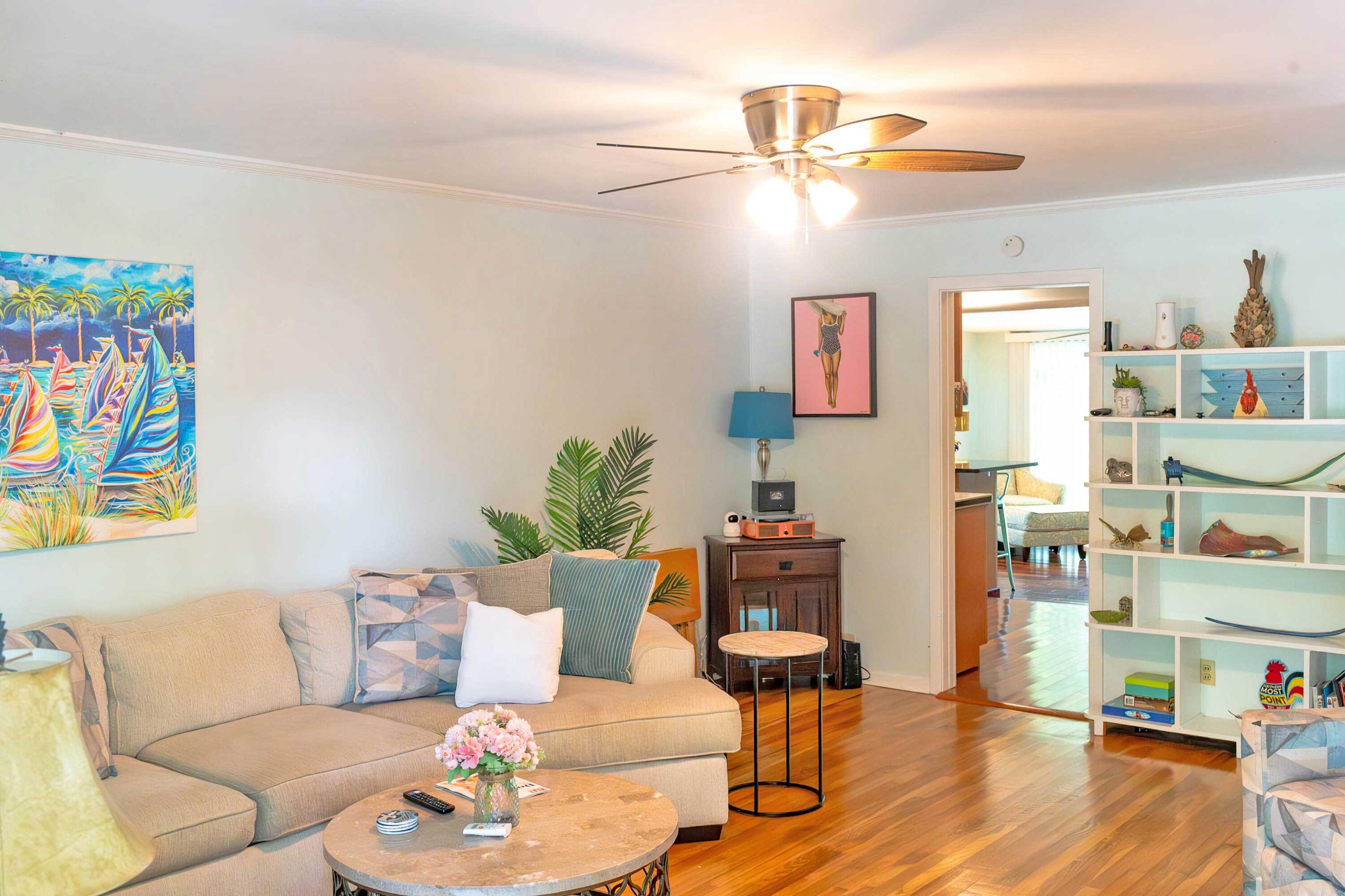 2109 Seidenberg Avenue Property Photo 6