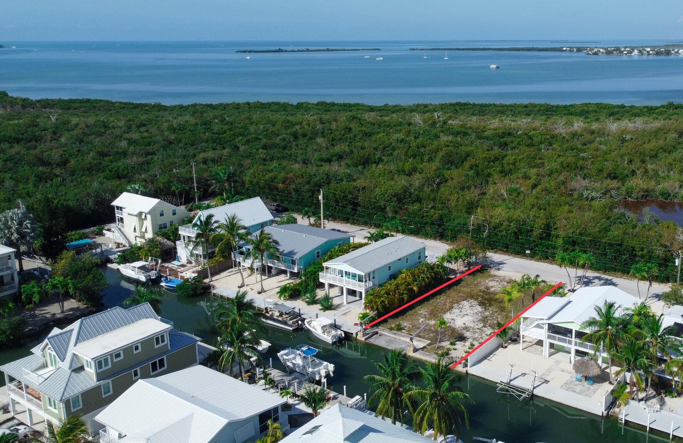 775 Pirates Road Property Photo