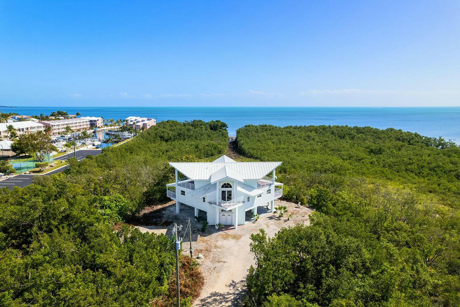 1525 Ocean Bay Drive Property Photo 2