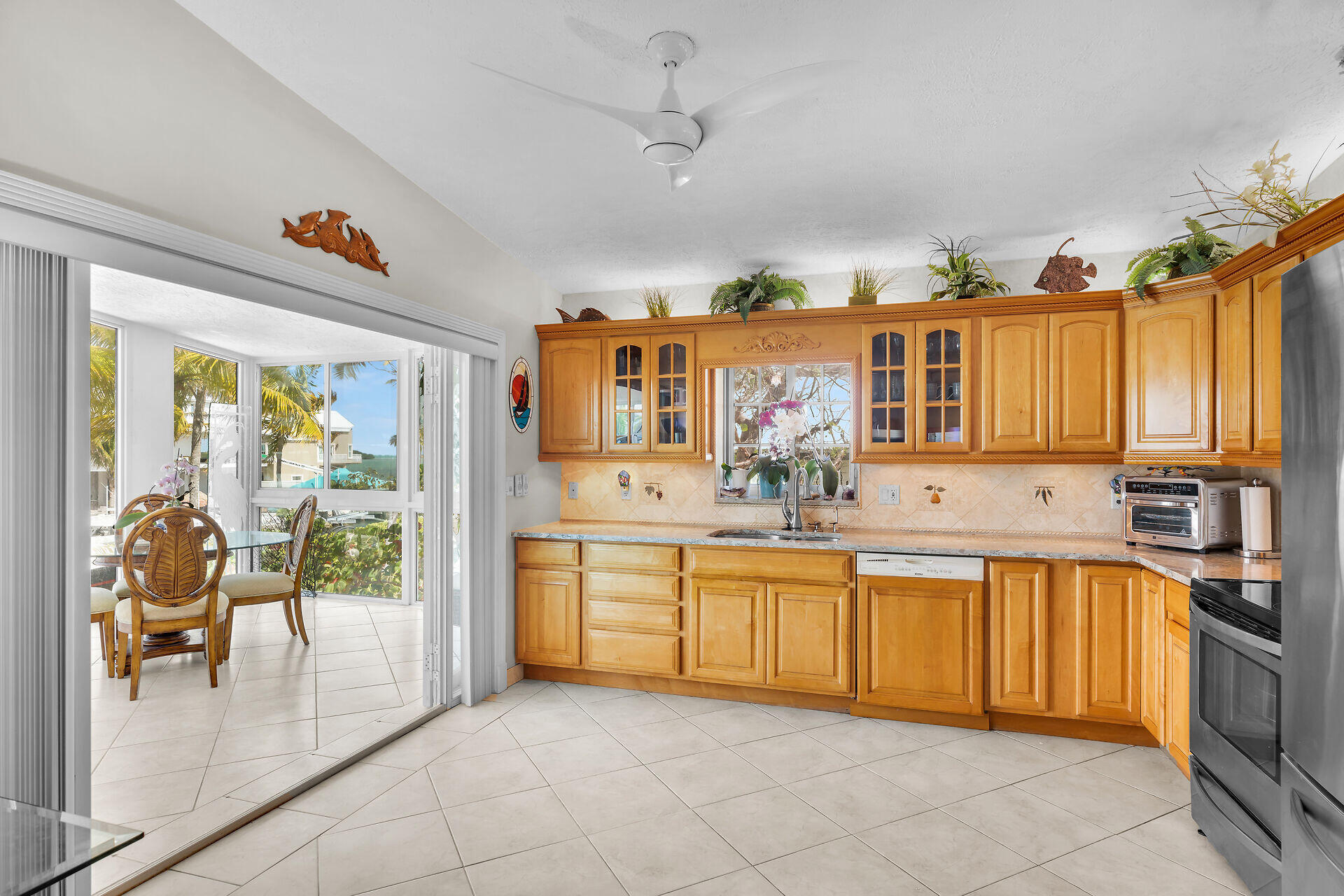 1009 Dove Road Property Photo 3