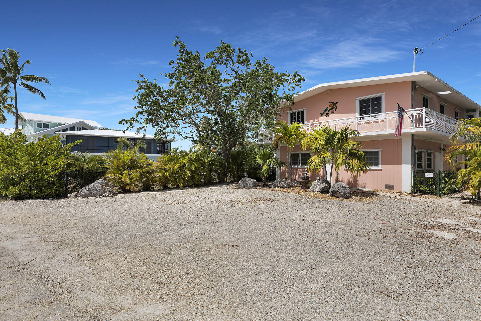 1009 Dove Road Property Photo 4