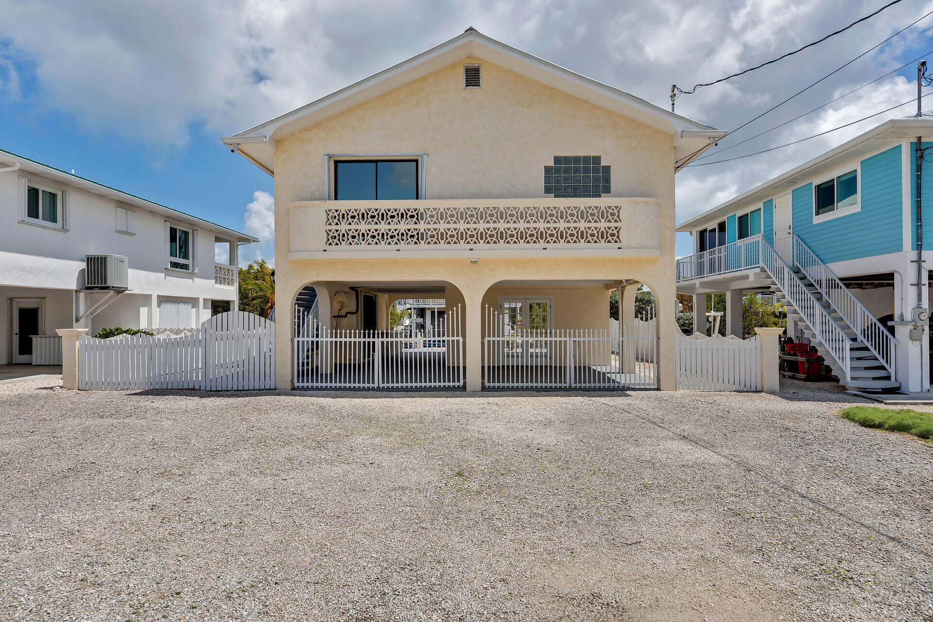 3667 South Seas Street Property Photo 3