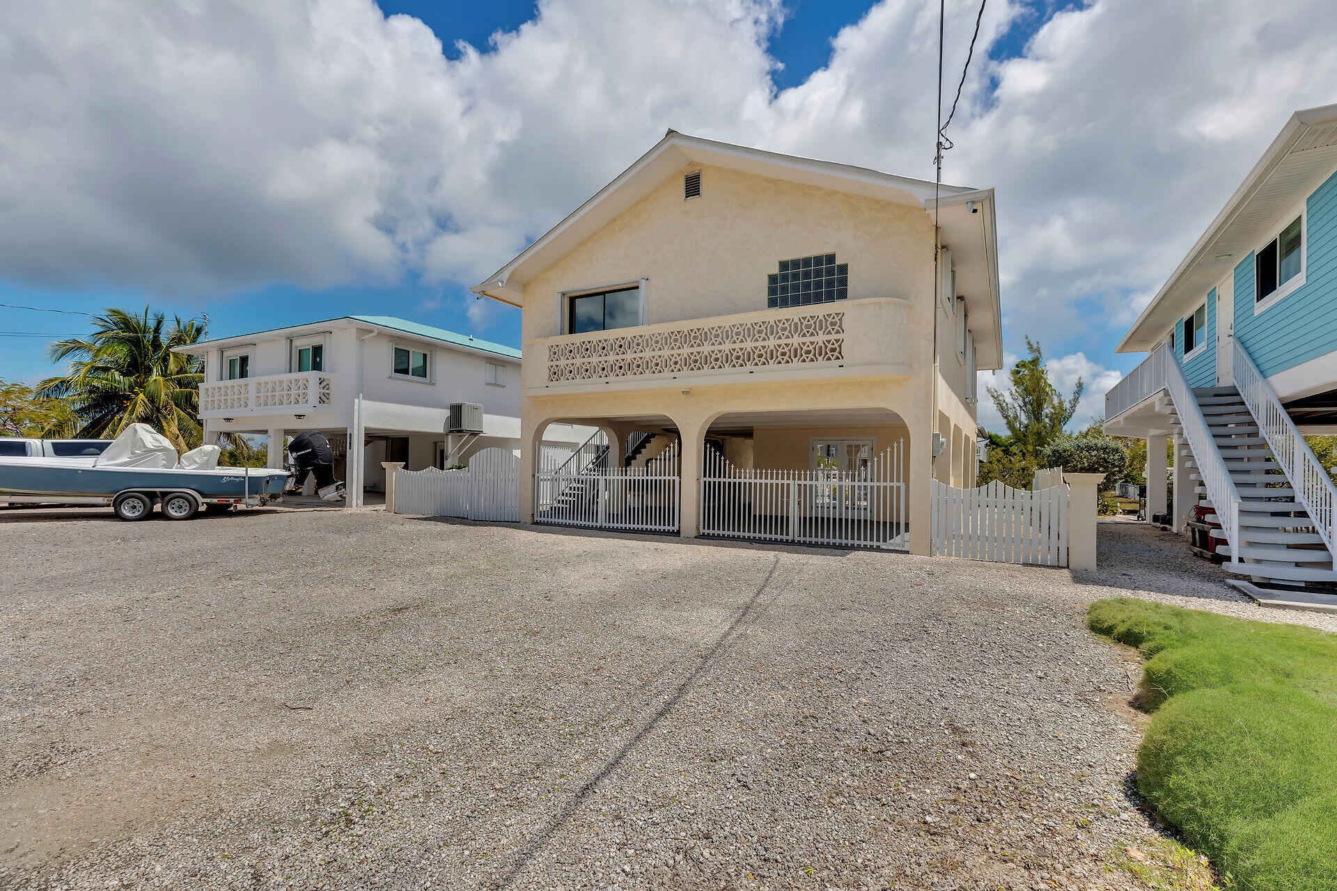 3667 South Seas Street Property Photo 4