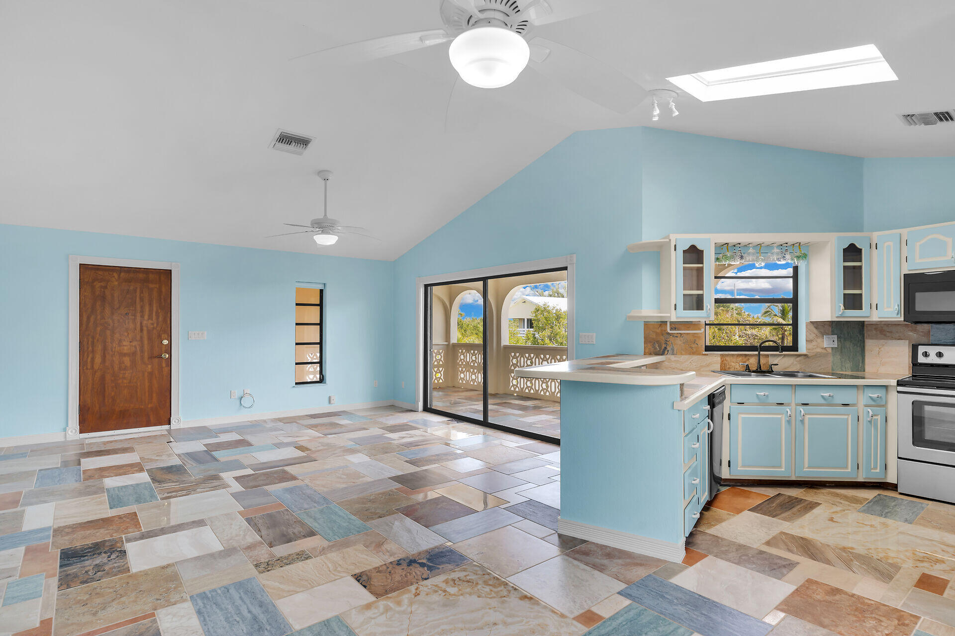 3667 South Seas Street Property Photo 21