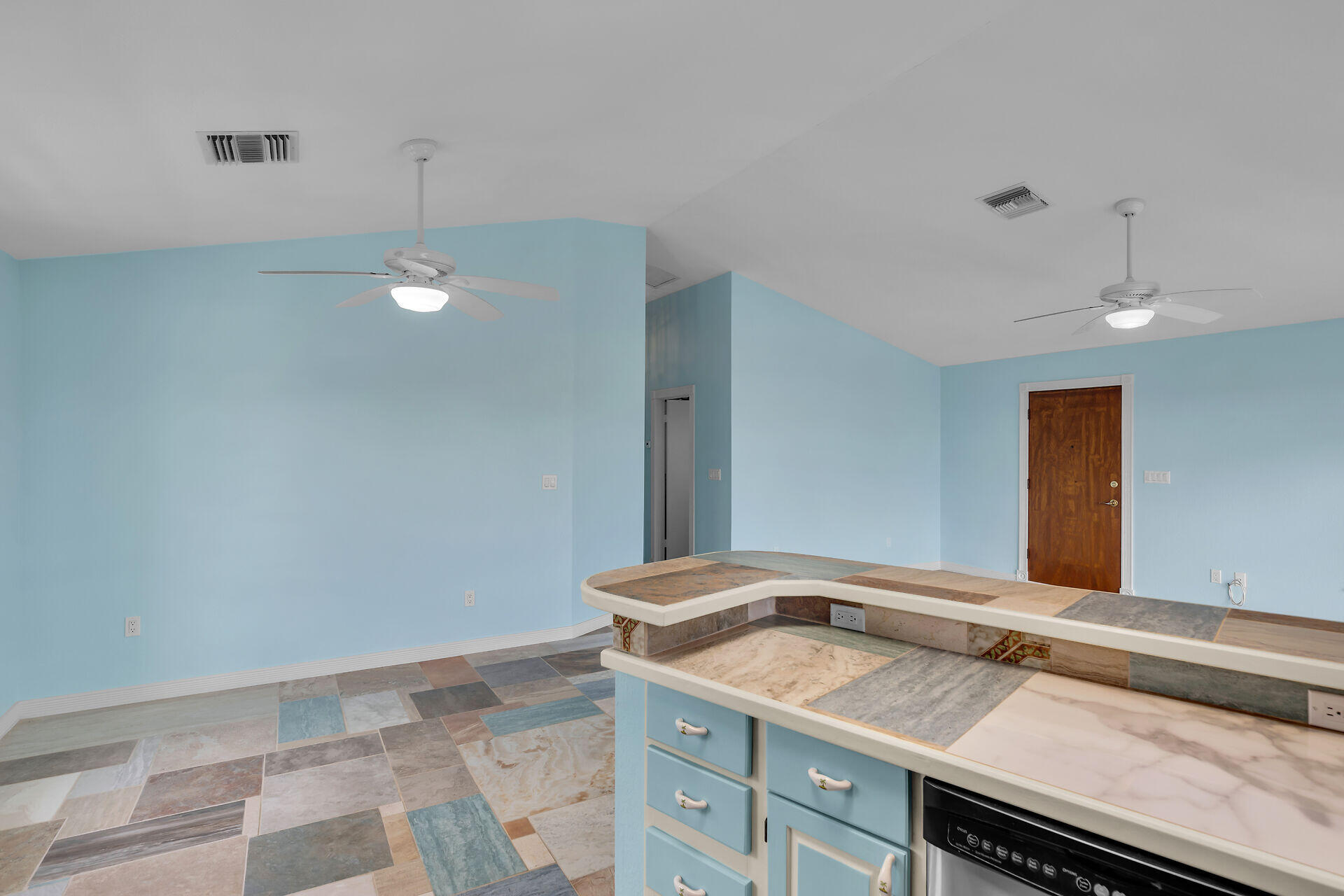 3667 South Seas Street Property Photo 26