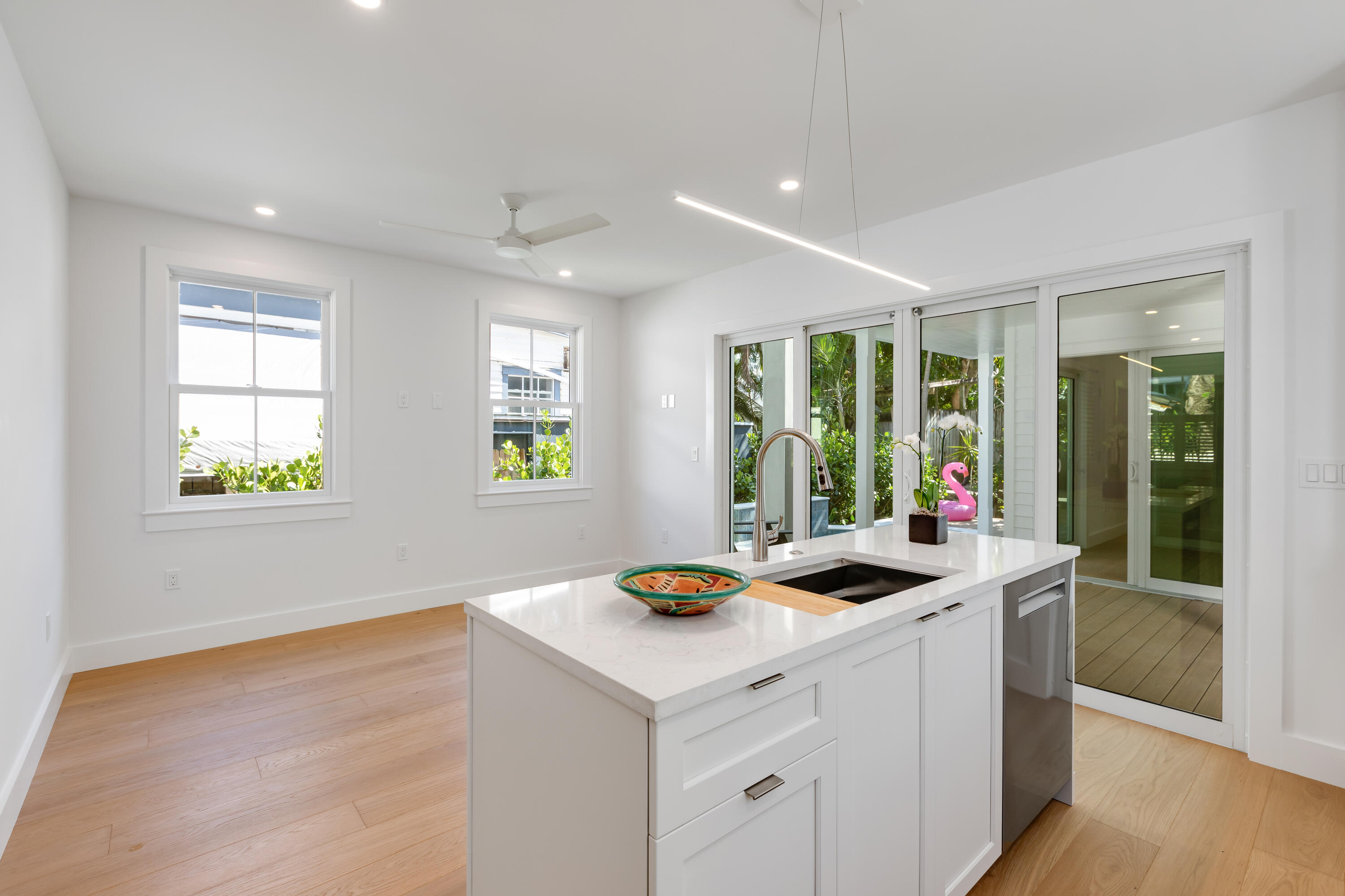 913 Watson Street Property Photo 15