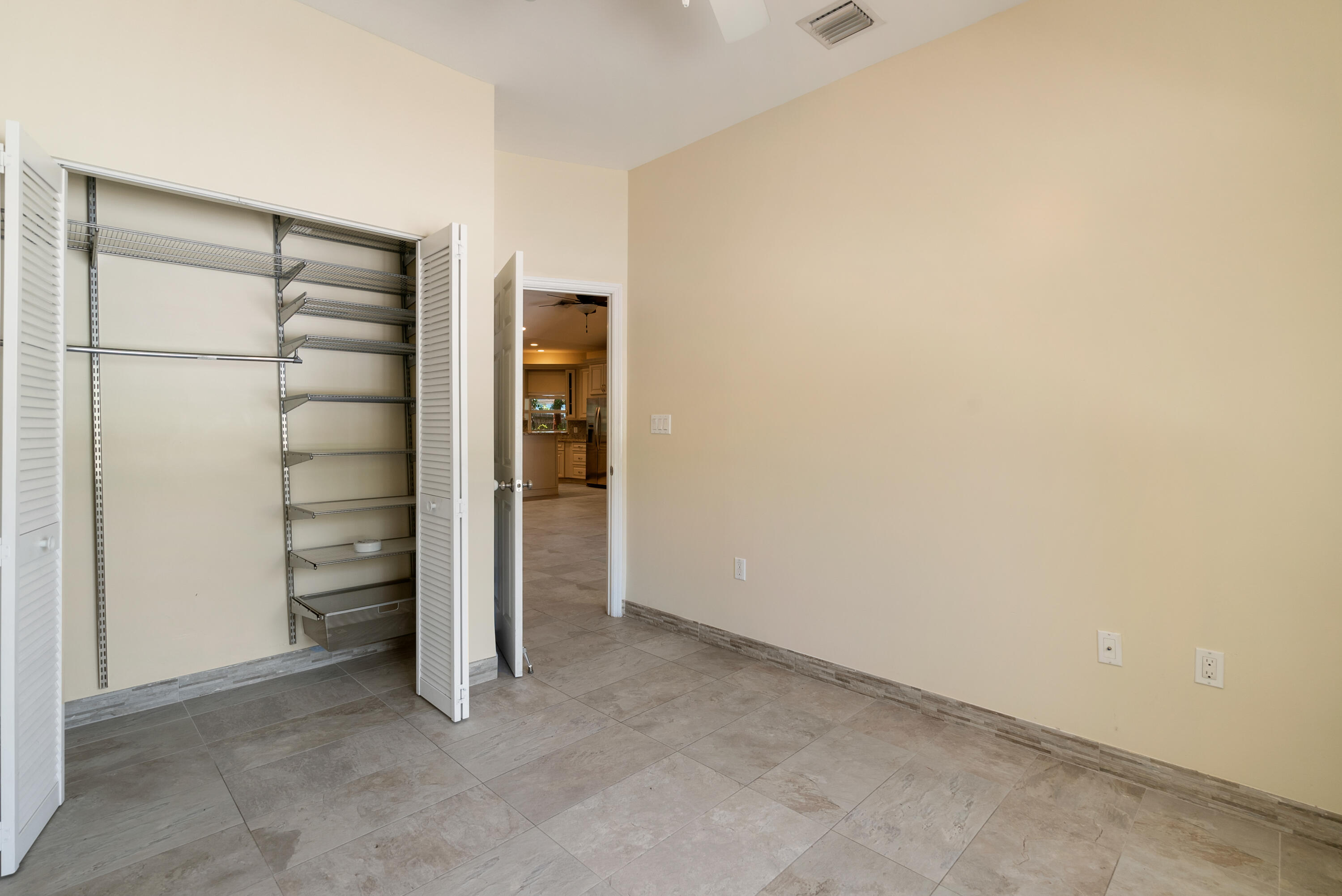 17 Bonita Avenue Property Photo 27