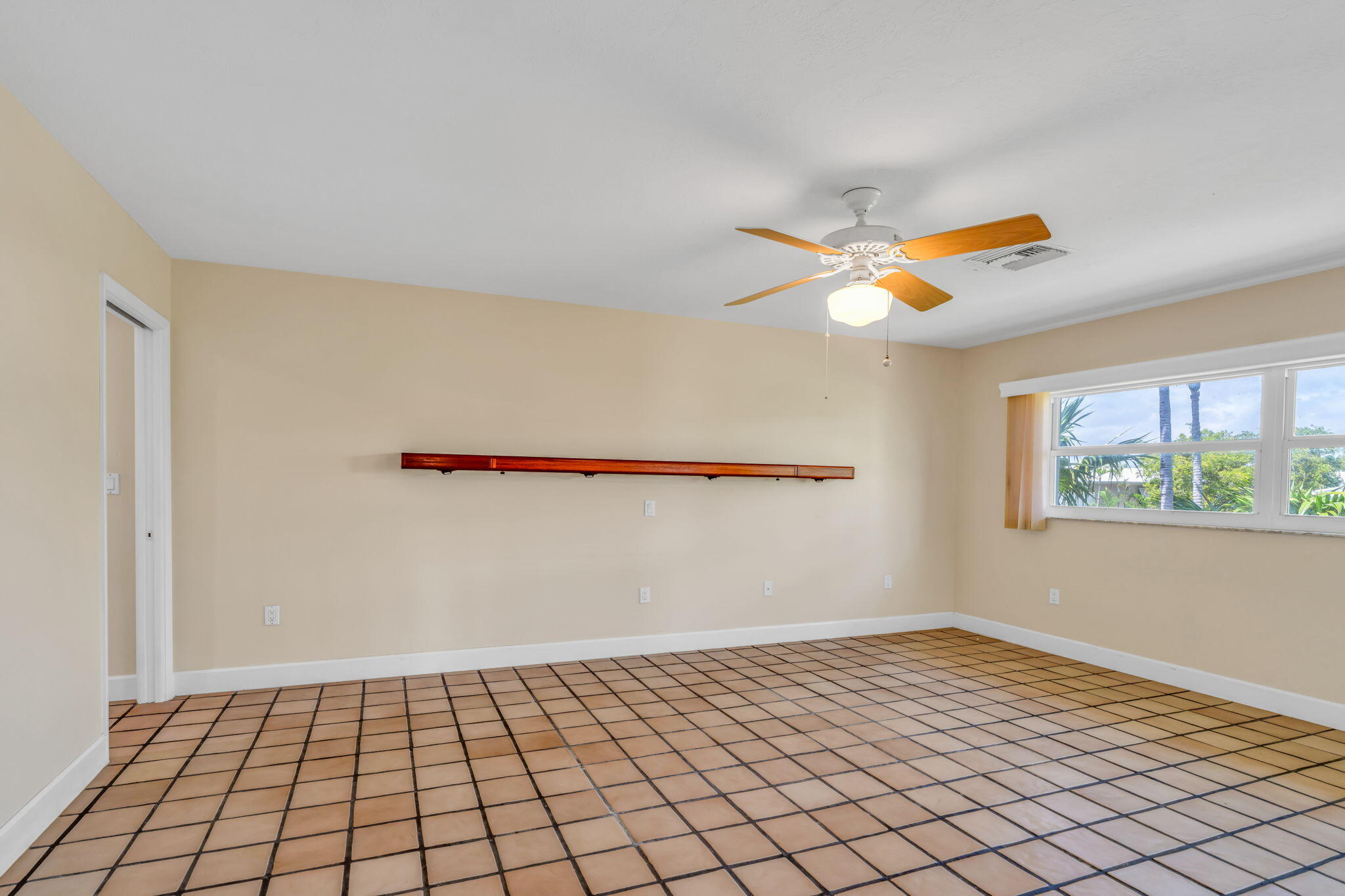 28573 Le Grand Road Property Photo 14