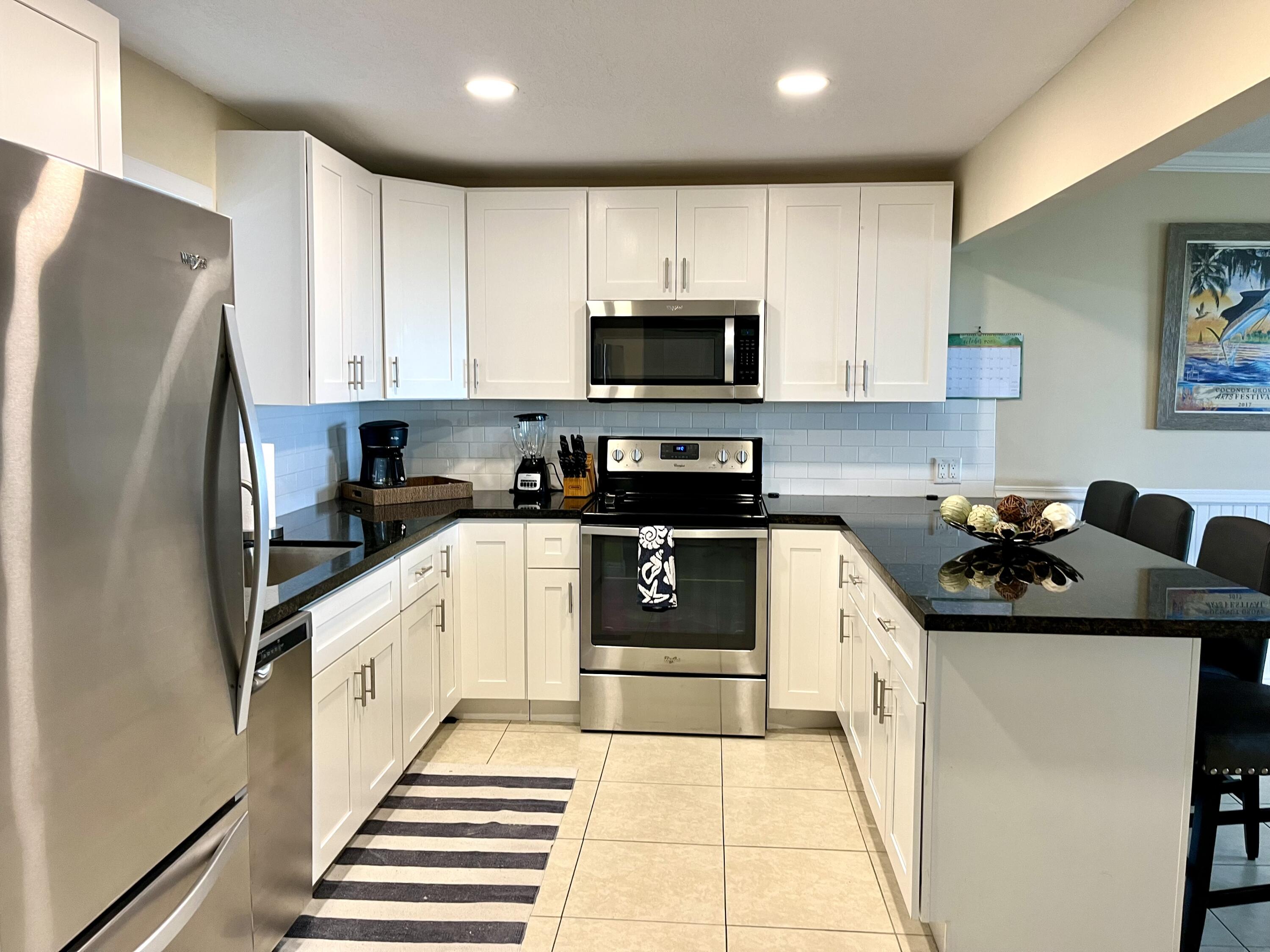 200 Wrenn Street, 504 Property Photo 3