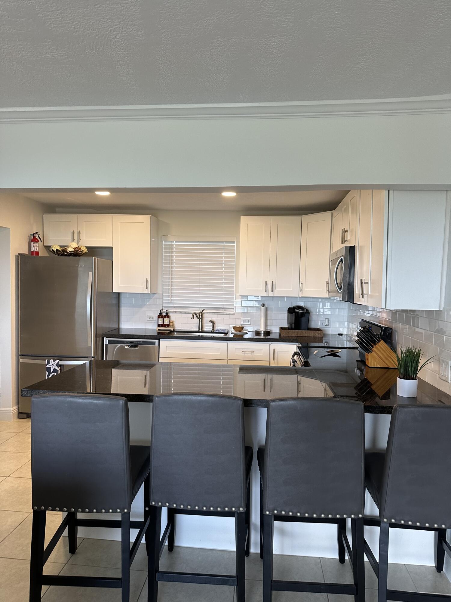 200 Wrenn Street, 504 Property Photo 4