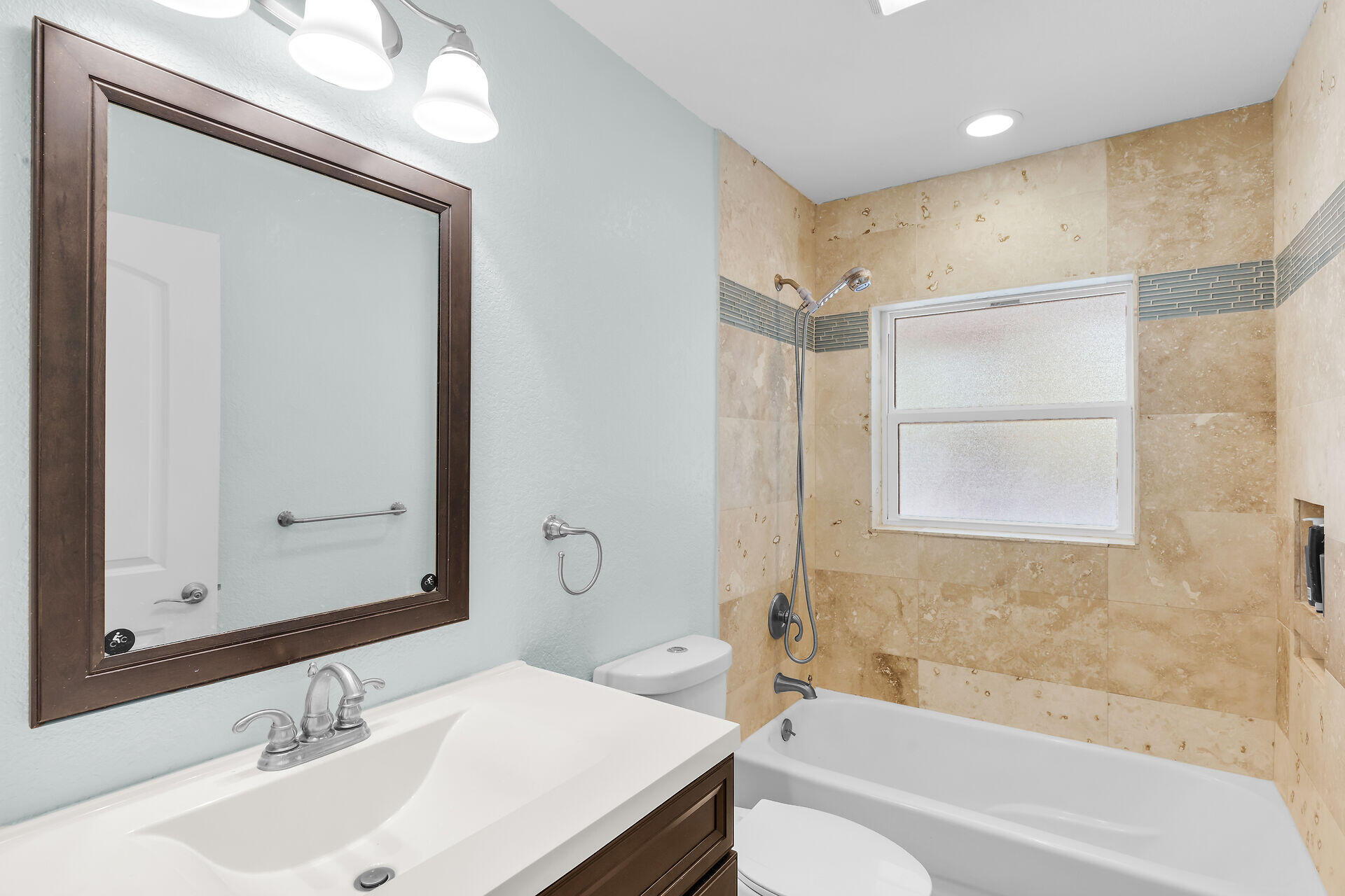 131 Ocean Lane Property Photo 10