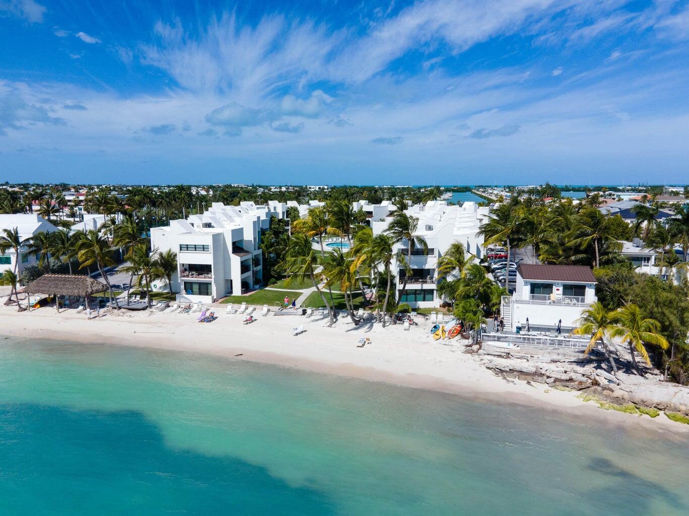 601 W Ocean Drive, 410 Property Photo 2