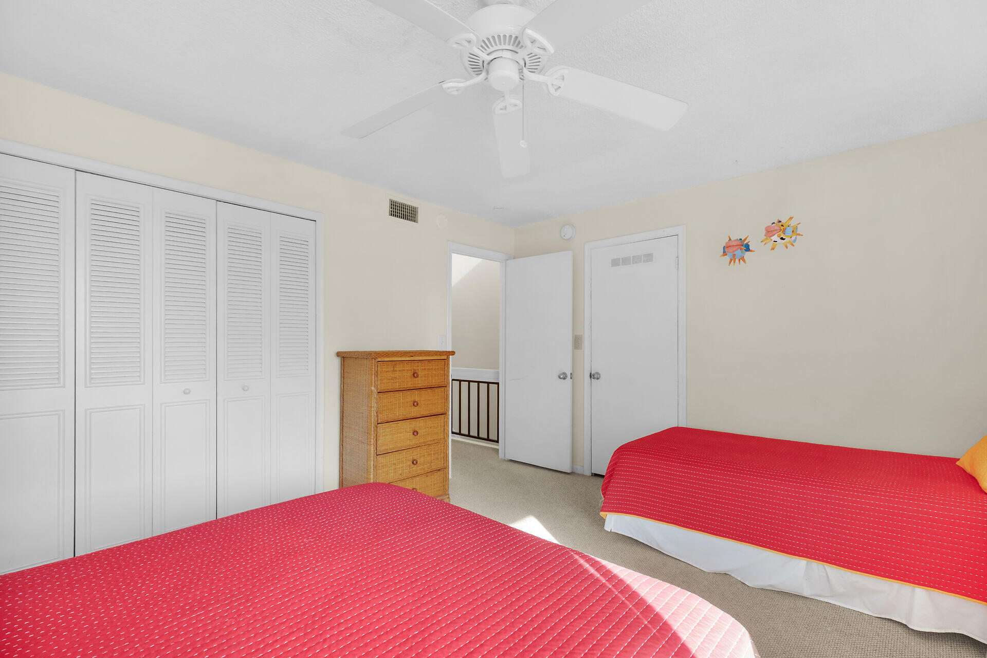 601 W Ocean Drive, 410 Property Photo 22