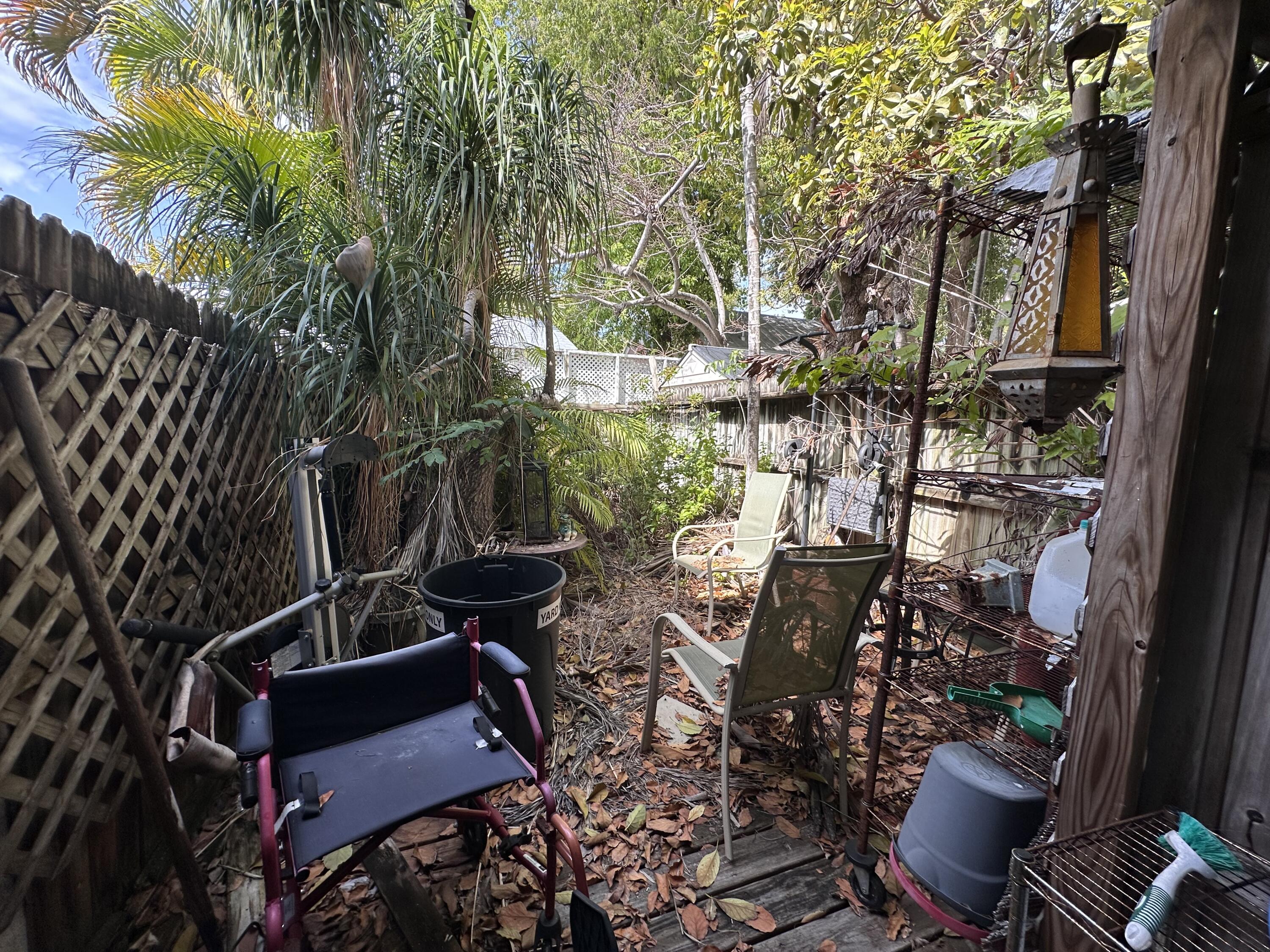 1014 Varela Street, 3 Property Photo 15