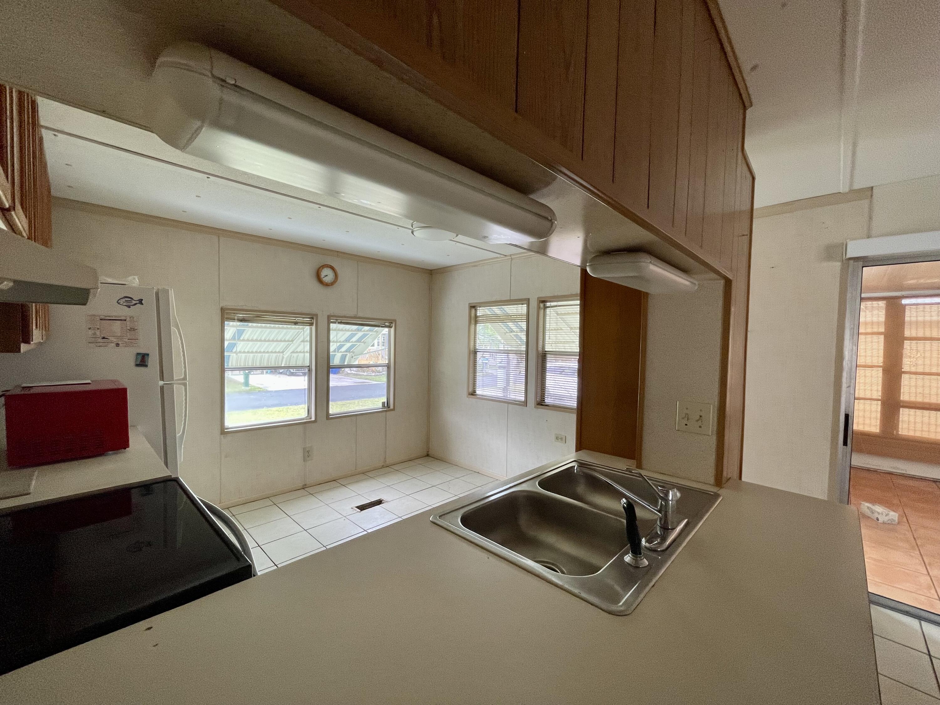 707 N Emerald Drive Property Photo 23