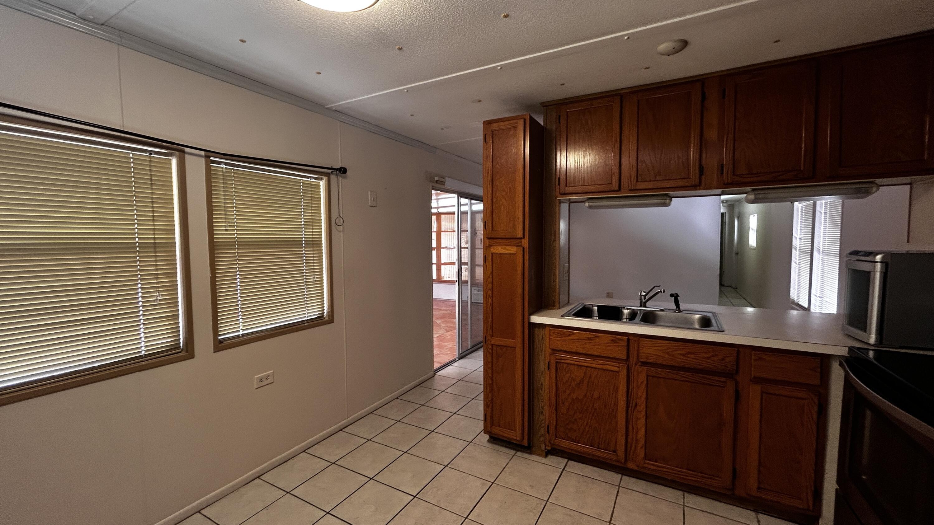 707 N Emerald Drive Property Photo 24