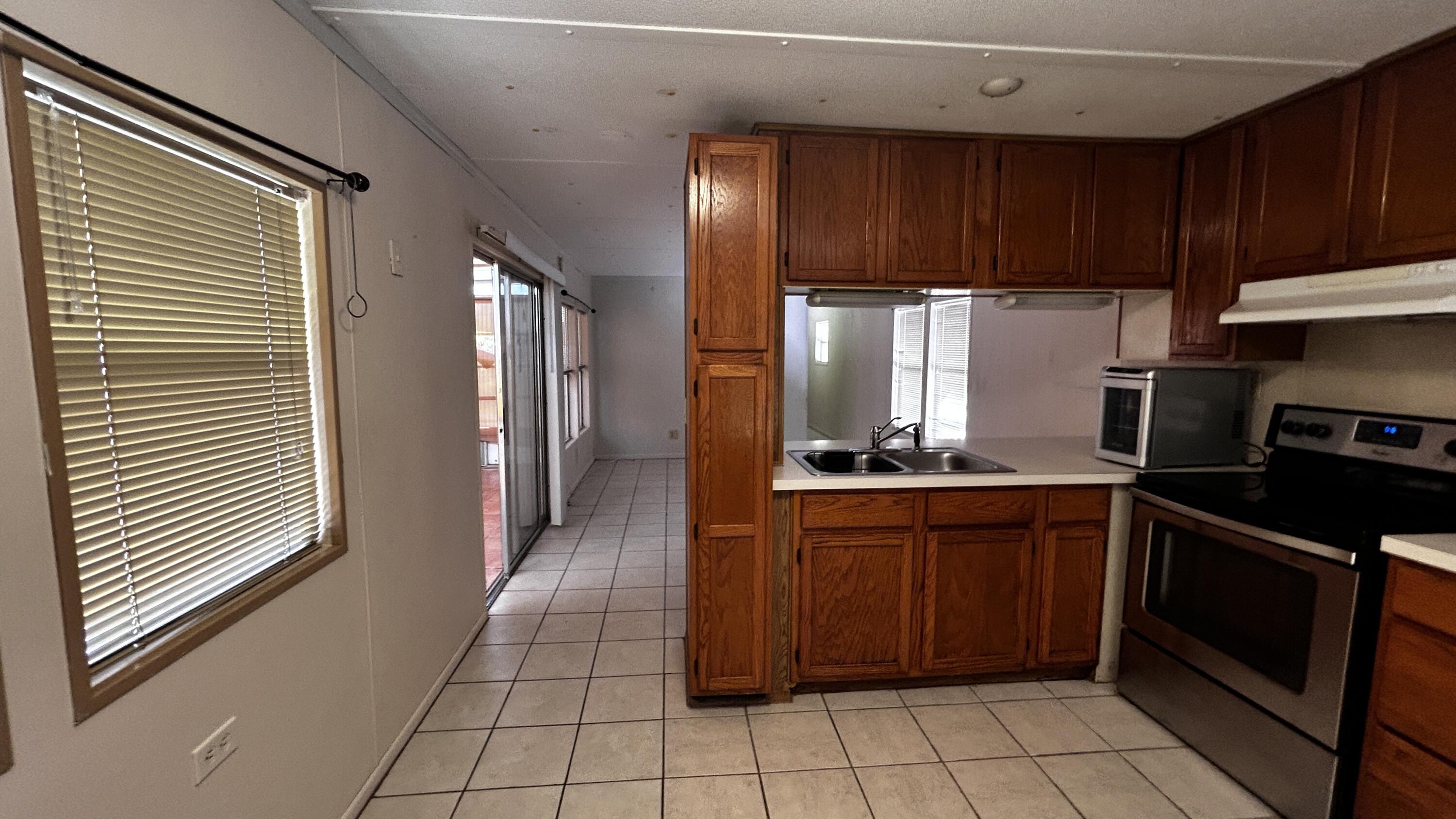 707 N Emerald Drive Property Photo 27