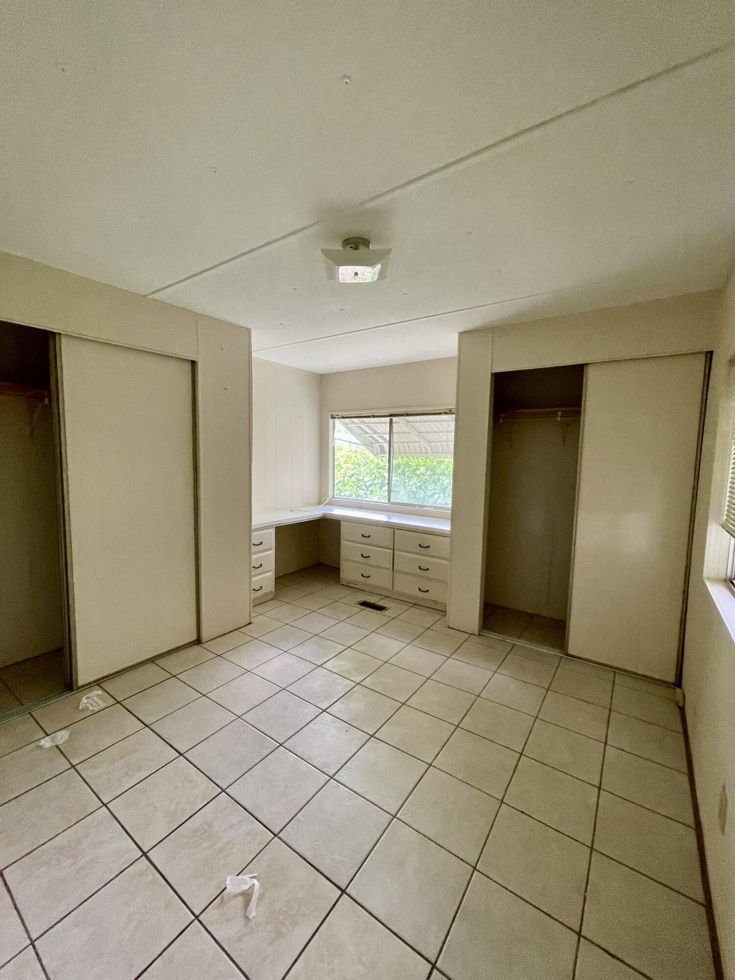 707 N Emerald Drive Property Photo 22