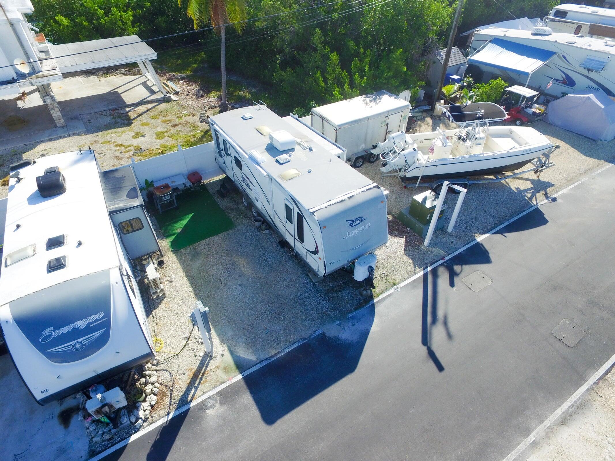 6099 Overseas Highway, 93e Property Photo 14