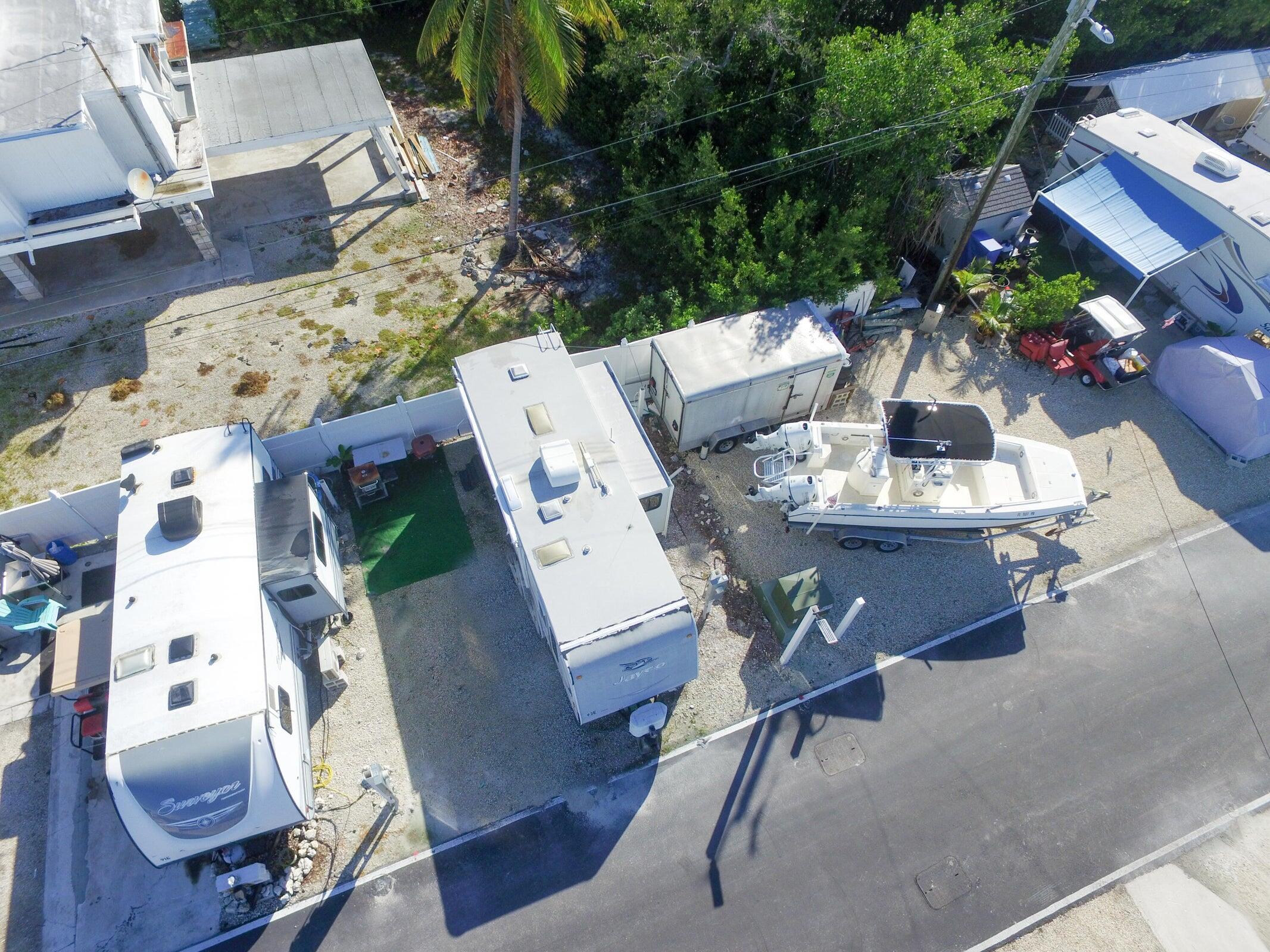 6099 Overseas Highway, 93e Property Photo 15