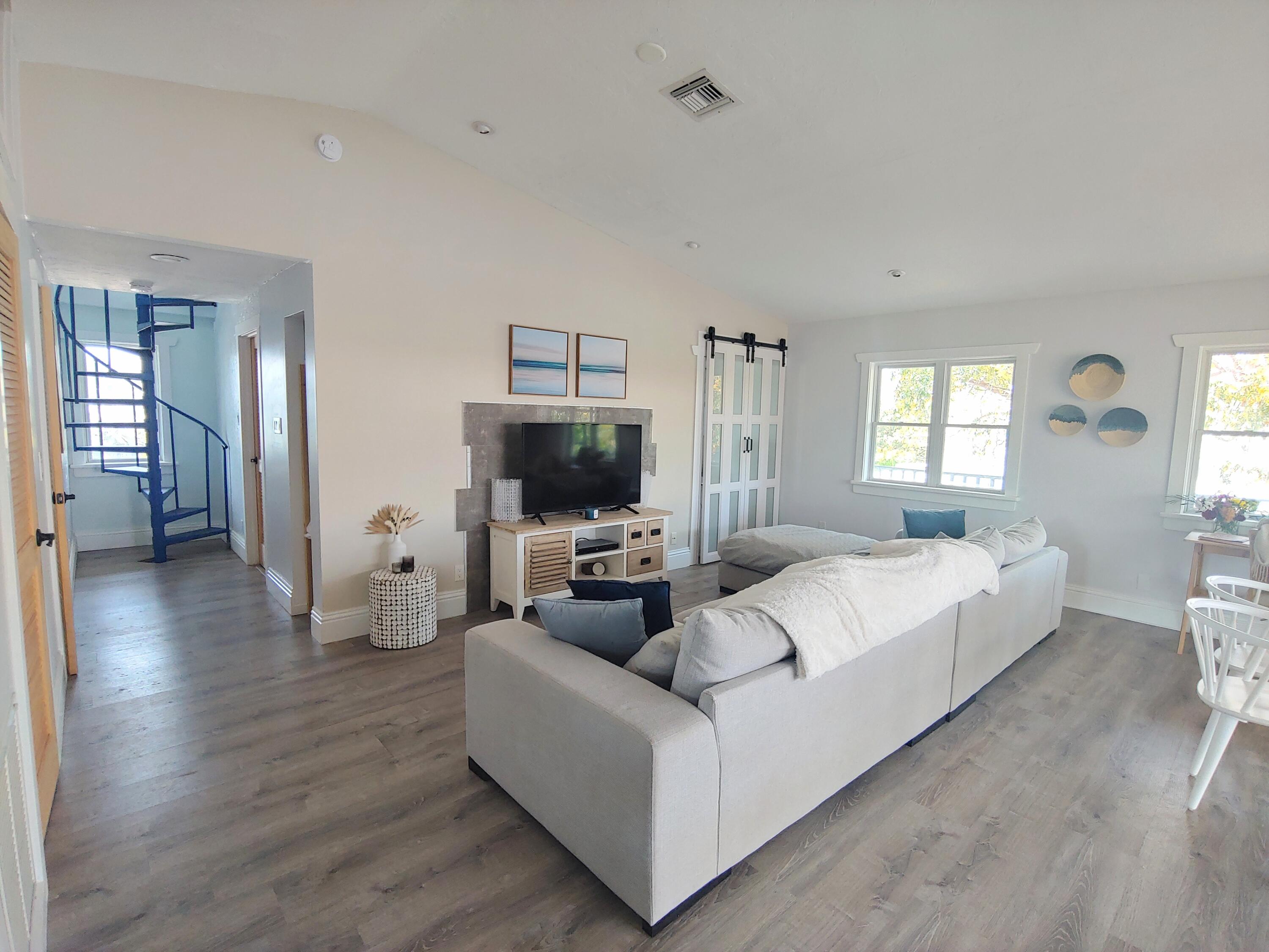 27468 Haiti Lane Property Photo 11